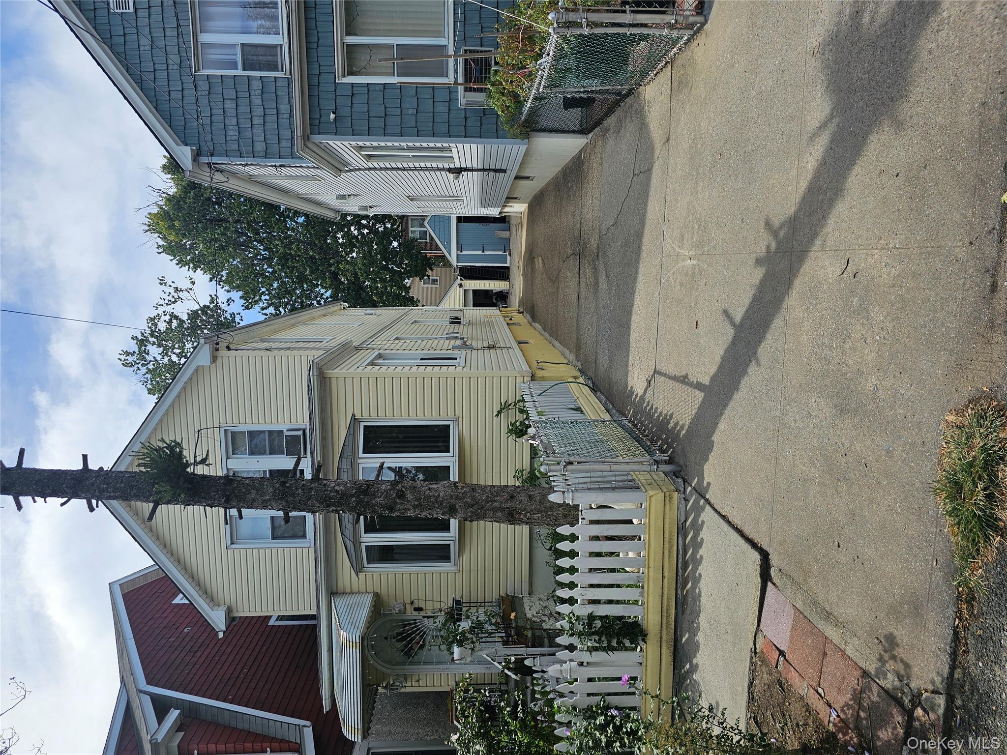 #1 photo, 1629 Haight Avenue, Bronx , NY 10461