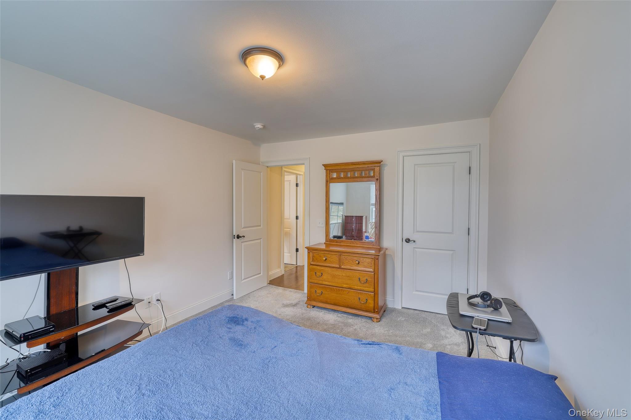 #15 photo, 807 Fairway Court, New Windsor , NY 12553