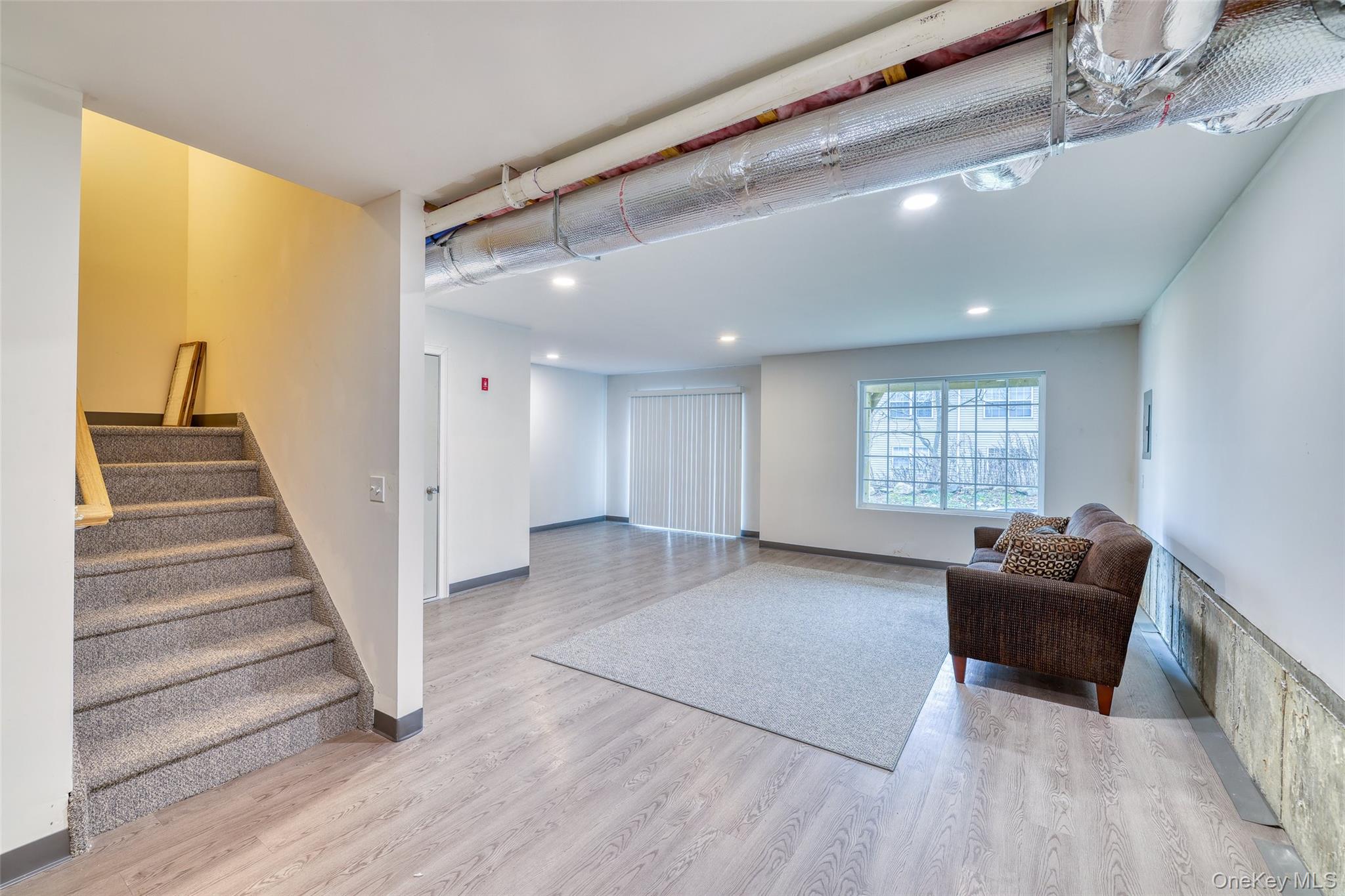 #19 photo, 807 Fairway Court, New Windsor , NY 12553