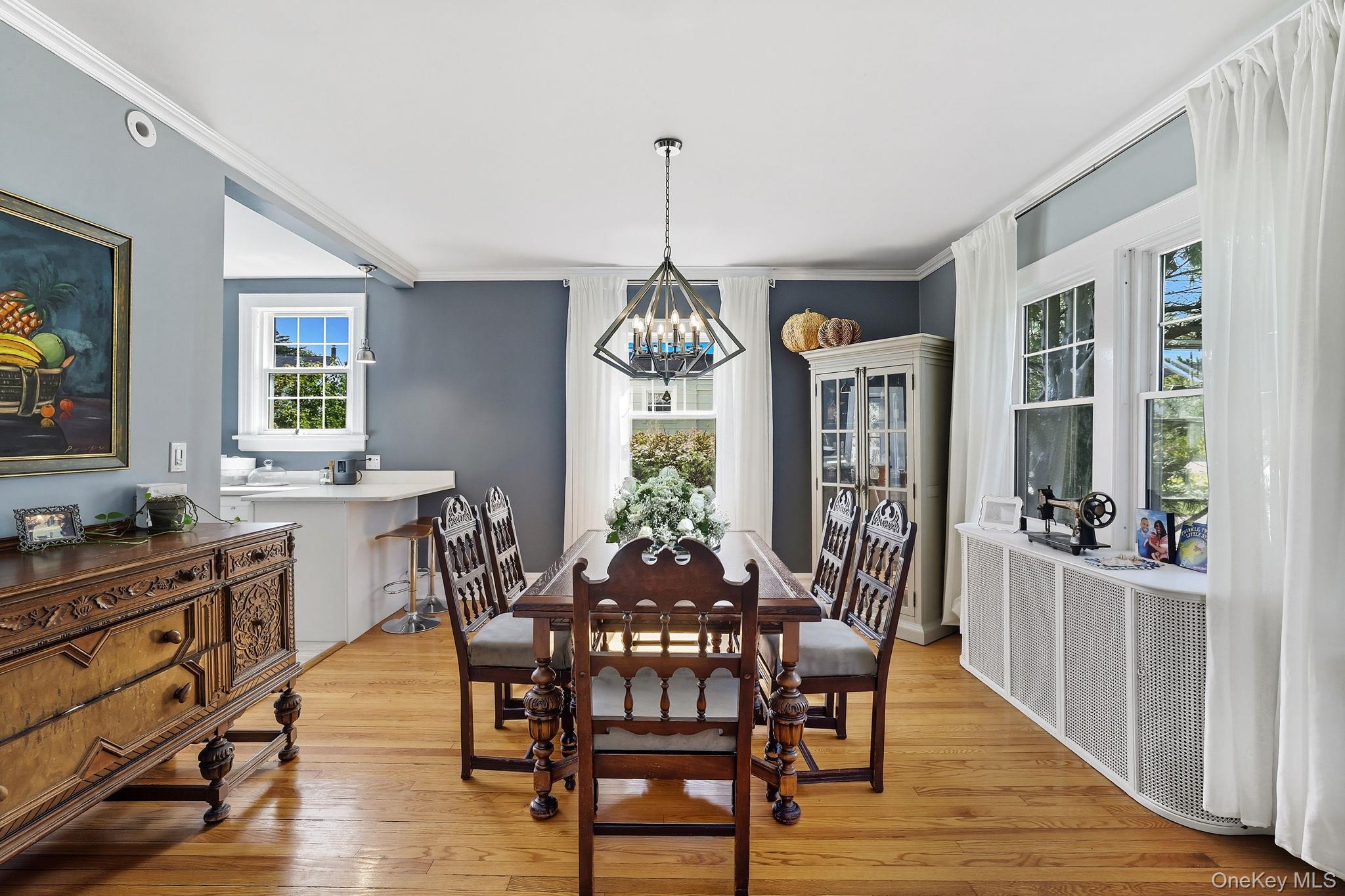 #10 photo, 126 N Broadway, White Plains , NY 10603