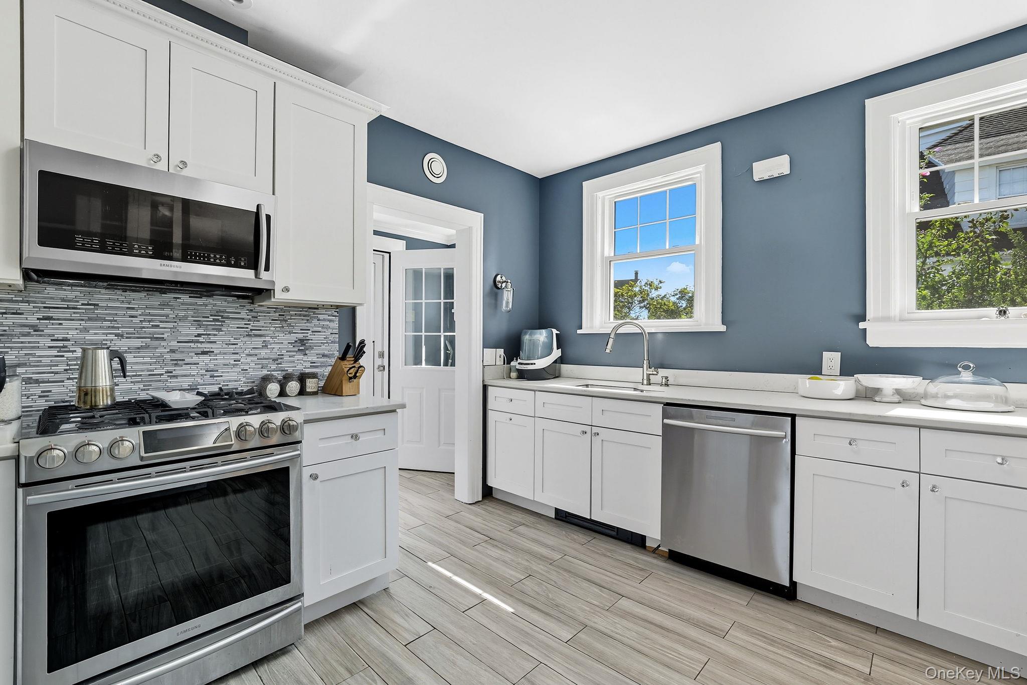 #16 photo, 126 N Broadway, White Plains , NY 10603