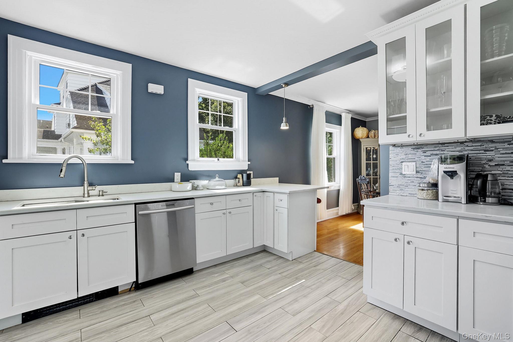 #17 photo, 126 N Broadway, White Plains , NY 10603