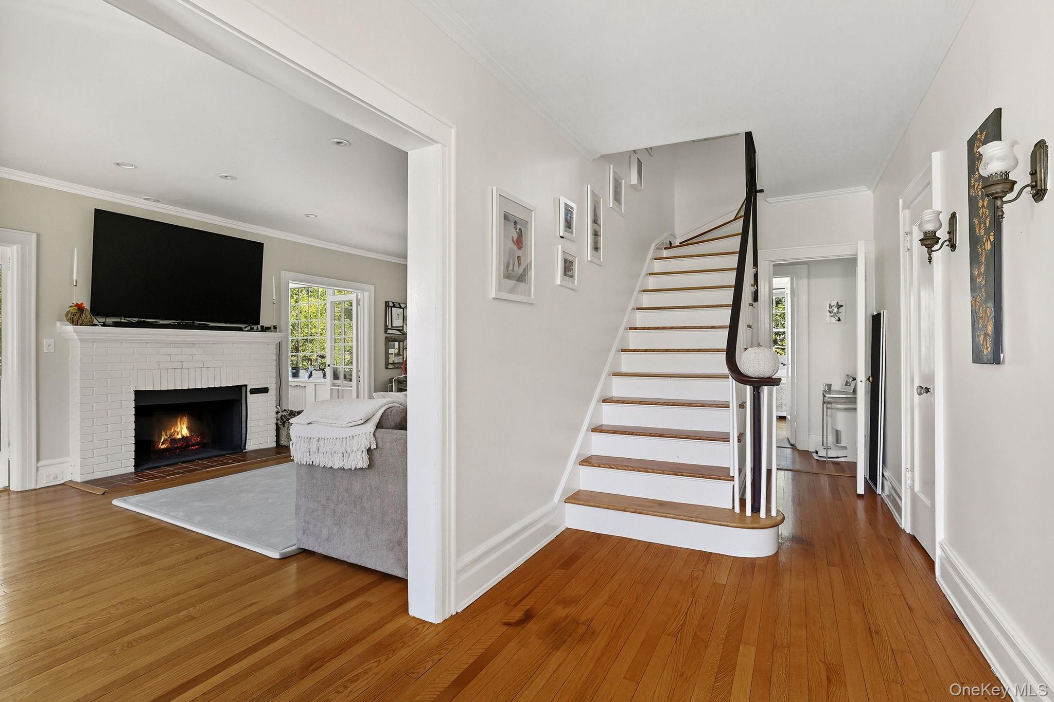 #3 photo, 126 N Broadway, White Plains , NY 10603