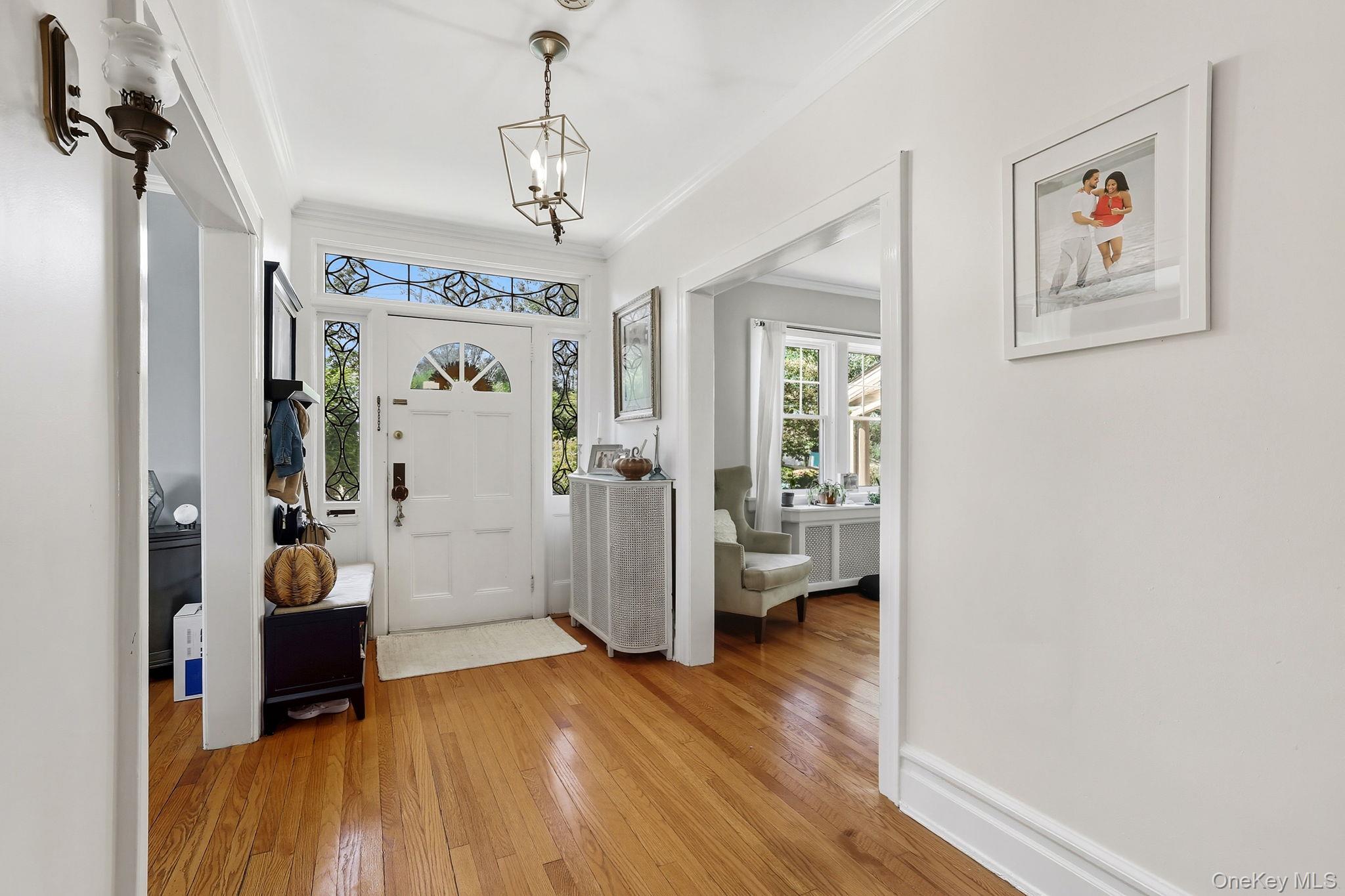 #4 photo, 126 N Broadway, White Plains , NY 10603