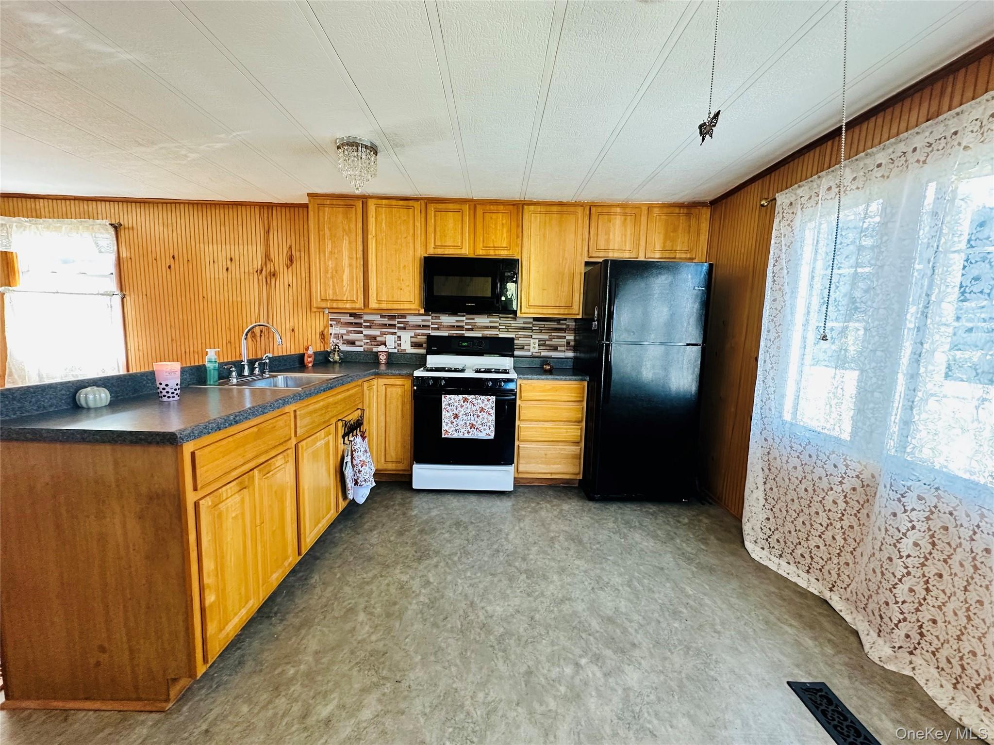 #3 photo, 621 Sheafe Rd 15, Poughkeepsie , NY 12603