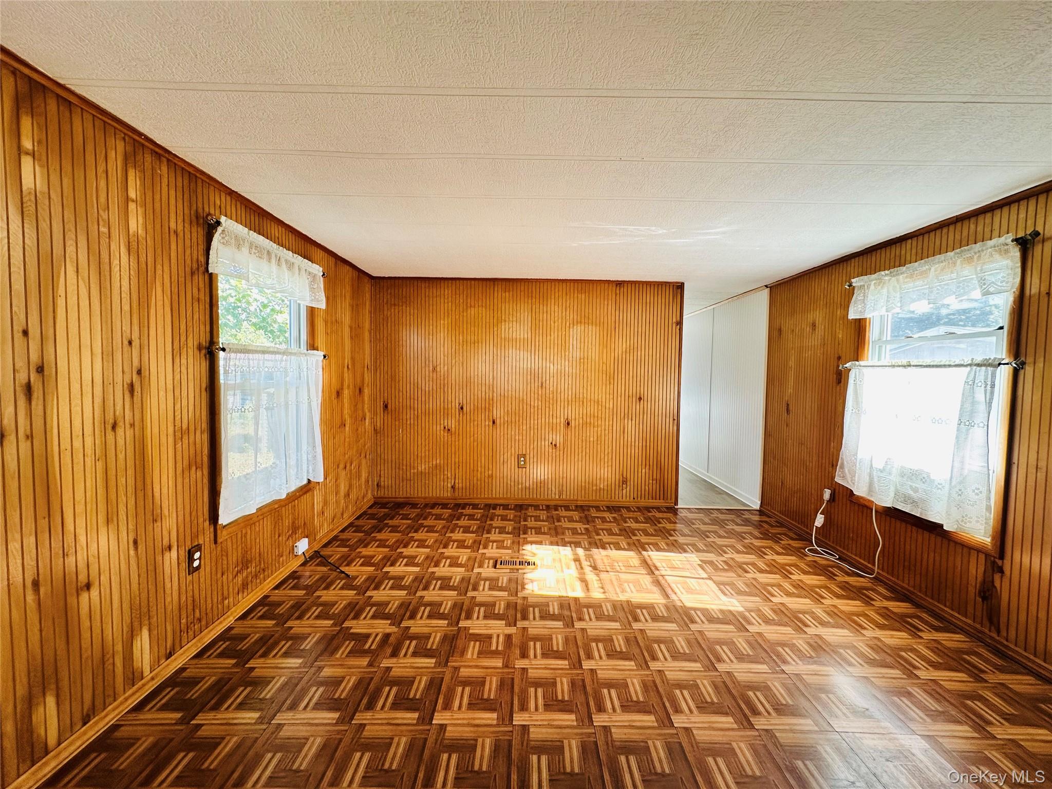 #4 photo, 621 Sheafe Rd 15, Poughkeepsie , NY 12603