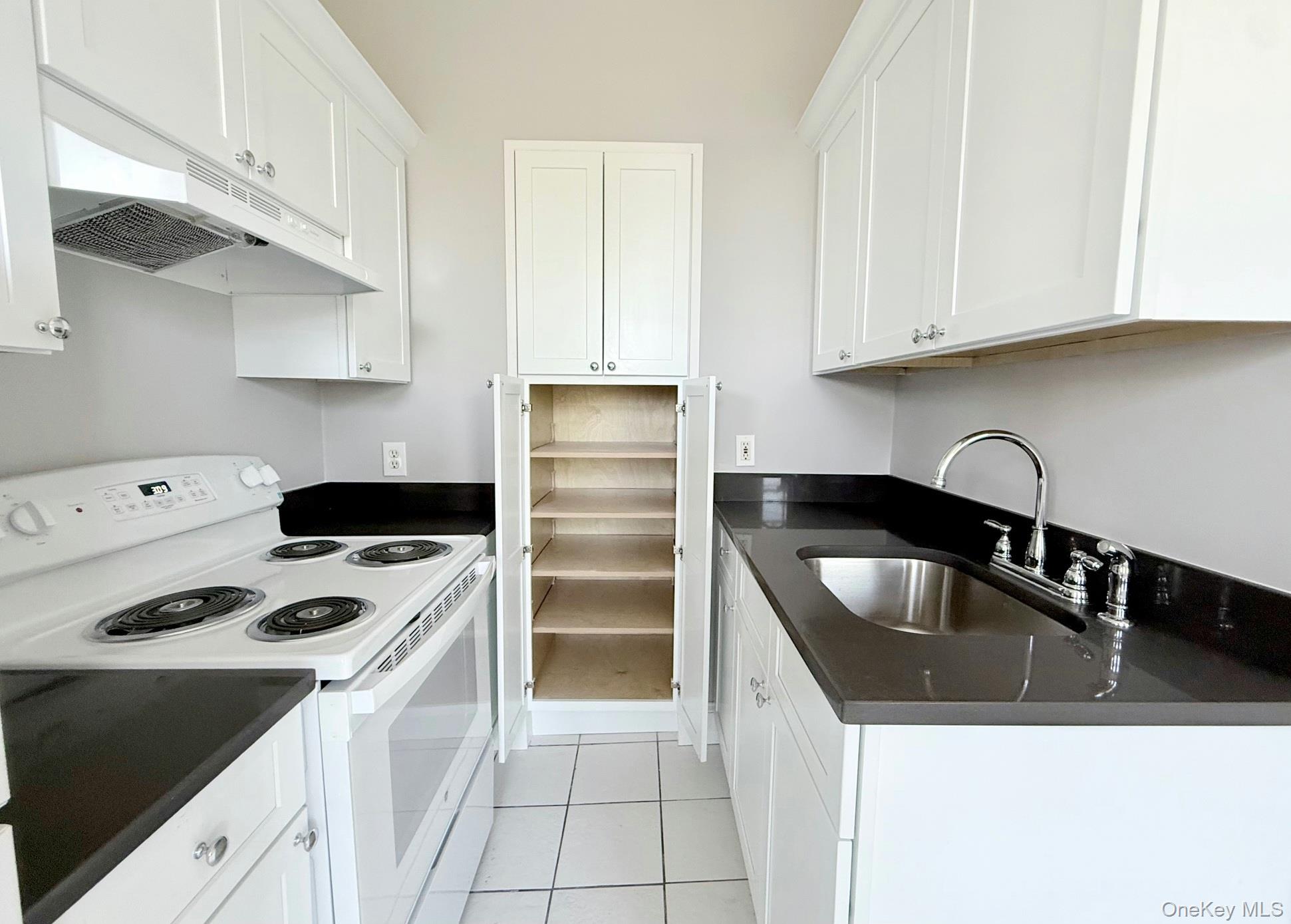 #7 photo, 132 W Boston Post Road, Mamaroneck , NY 10543