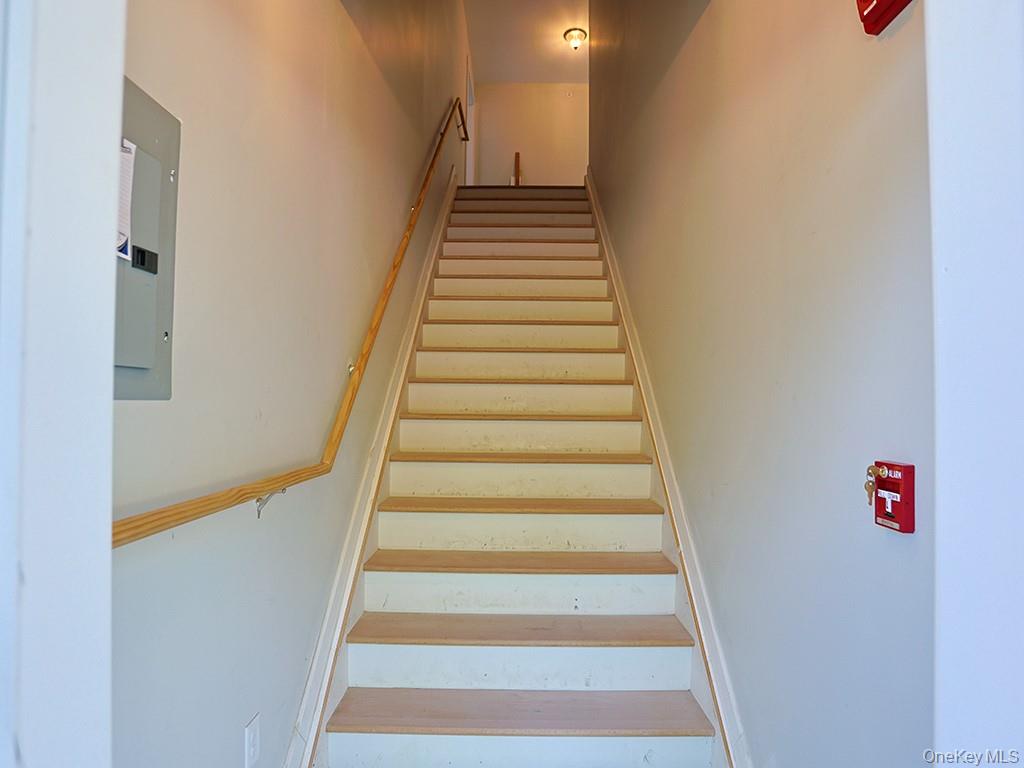 #5 photo, 7 Greycourt Avenue, Chester , NY 10918