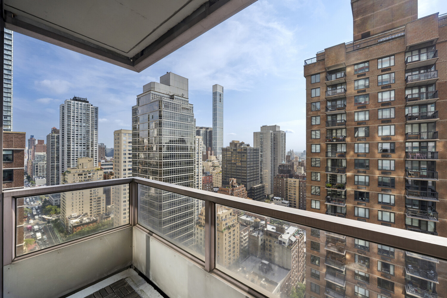 #17 photo, 250 E 54TH Street, Sutton Place , NY 10022