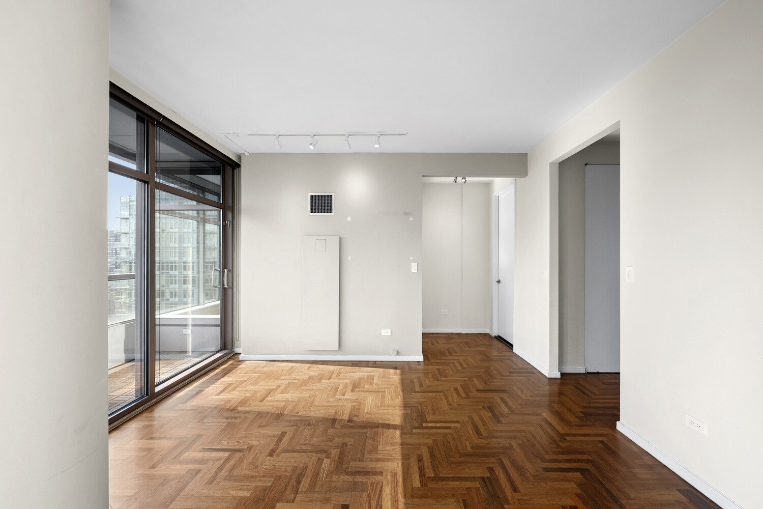 #8 photo, 250 E 54TH Street, Sutton Place , NY 10022