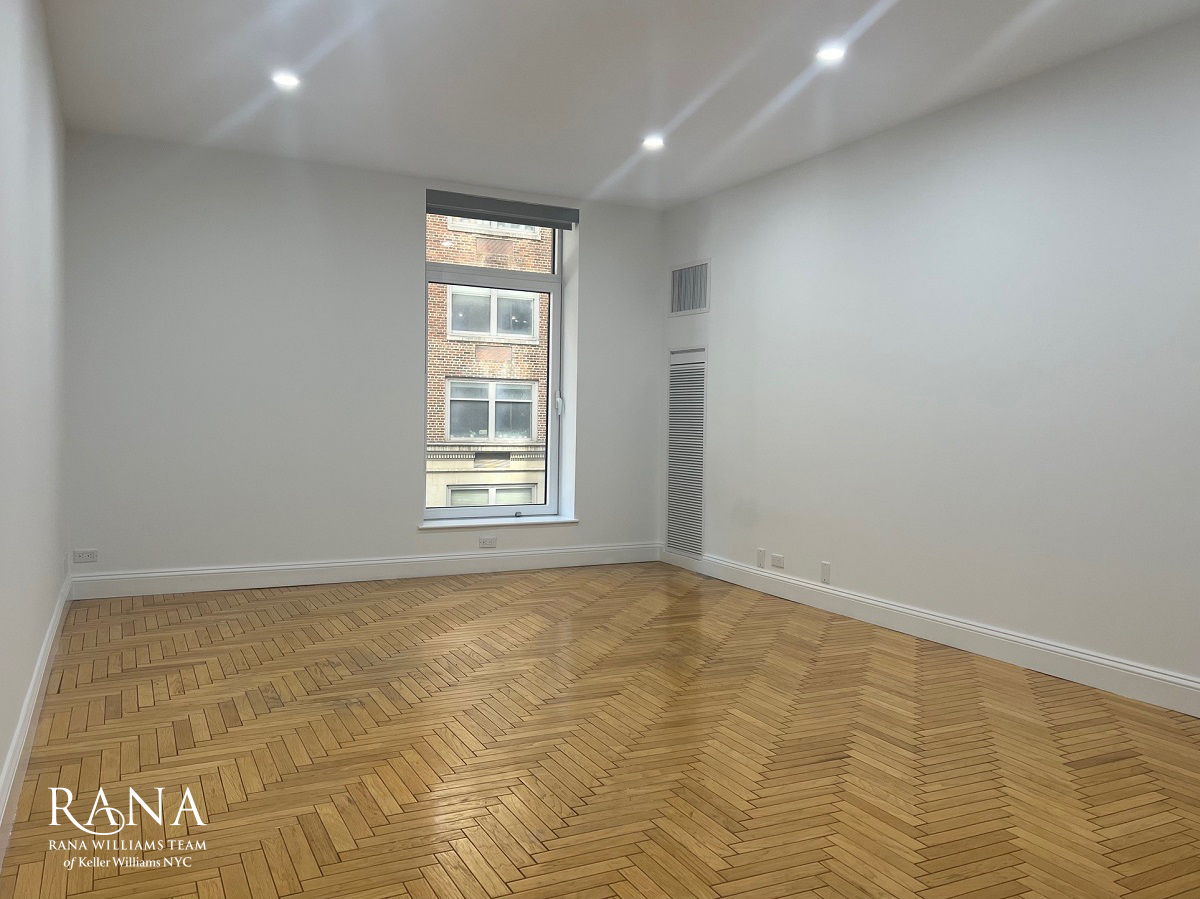 #1 photo, 106 Central Park S, マンハッタン Central Park South , NY 10019