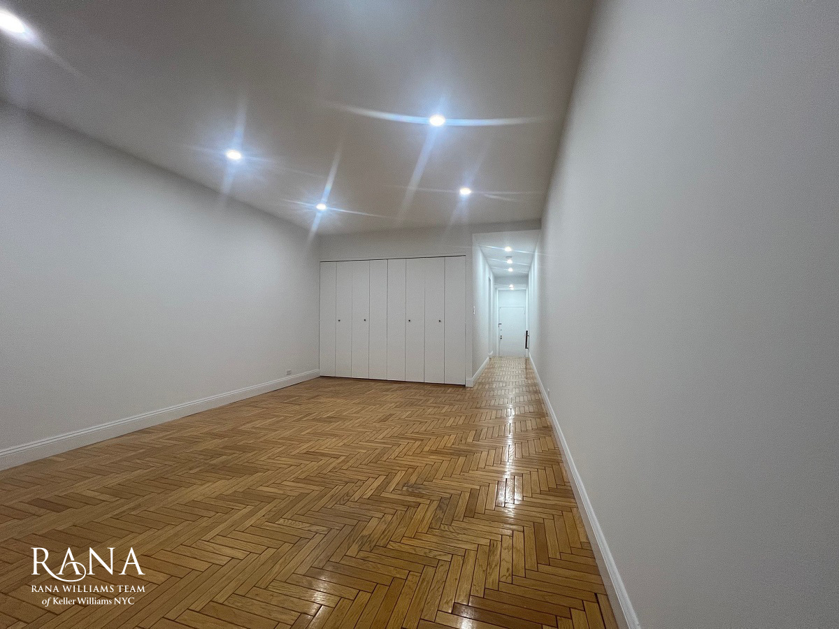 #4 photo, 106 Central Park S, マンハッタン Central Park South , NY 10019