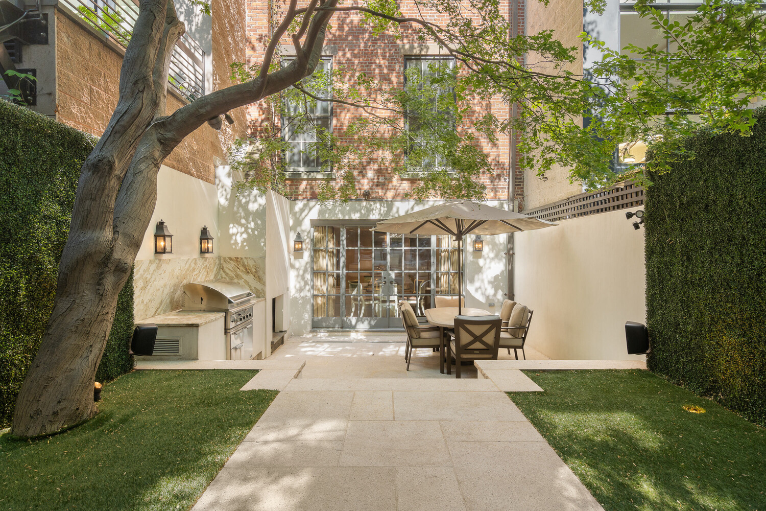 #1 photo, 518 E 89TH Street, マンハッタン Yorkville , NY 10128