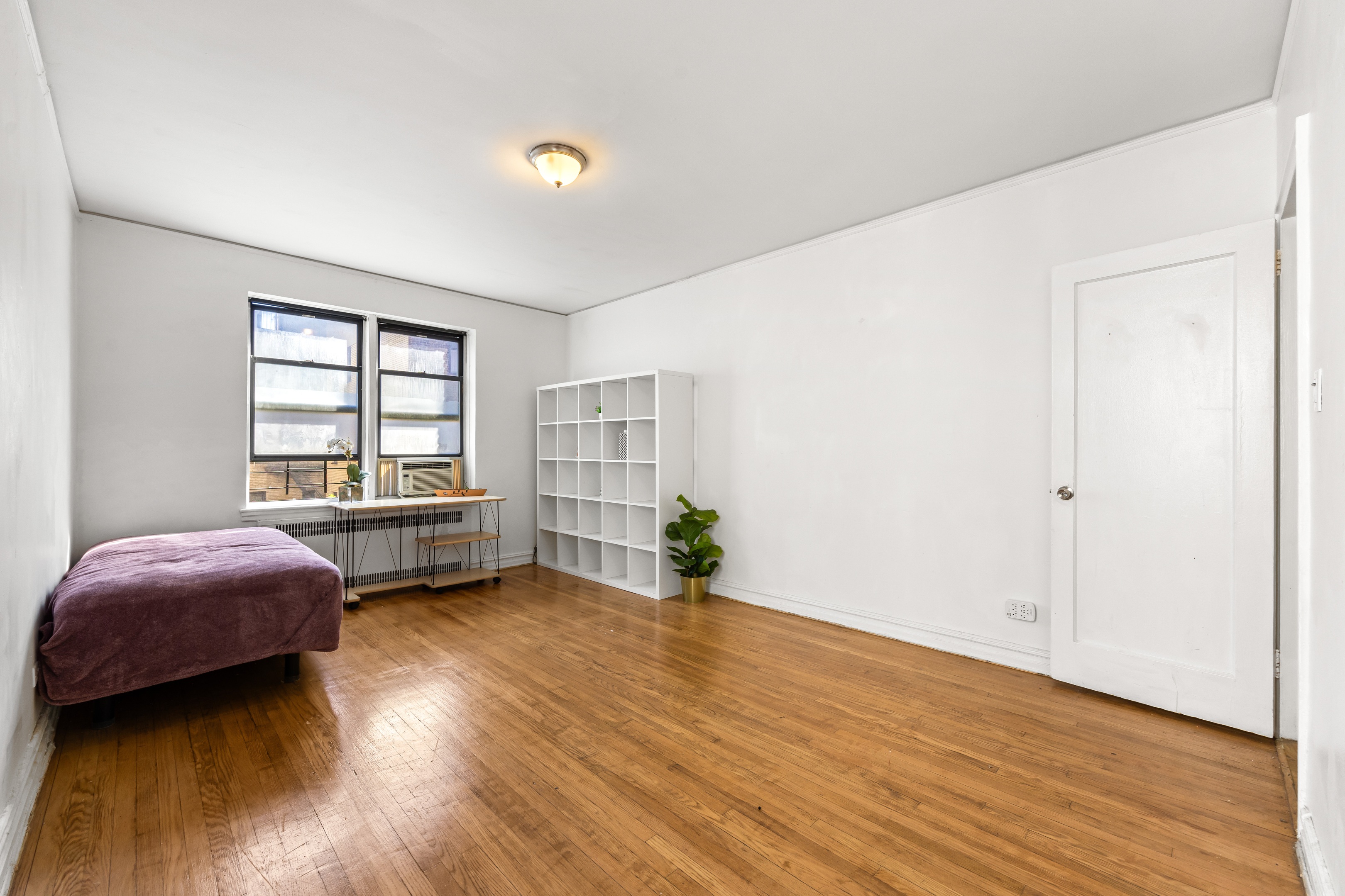 #17 photo, 35-35 75th Street, クイーンズ区 Jackson Heights , NY 11372