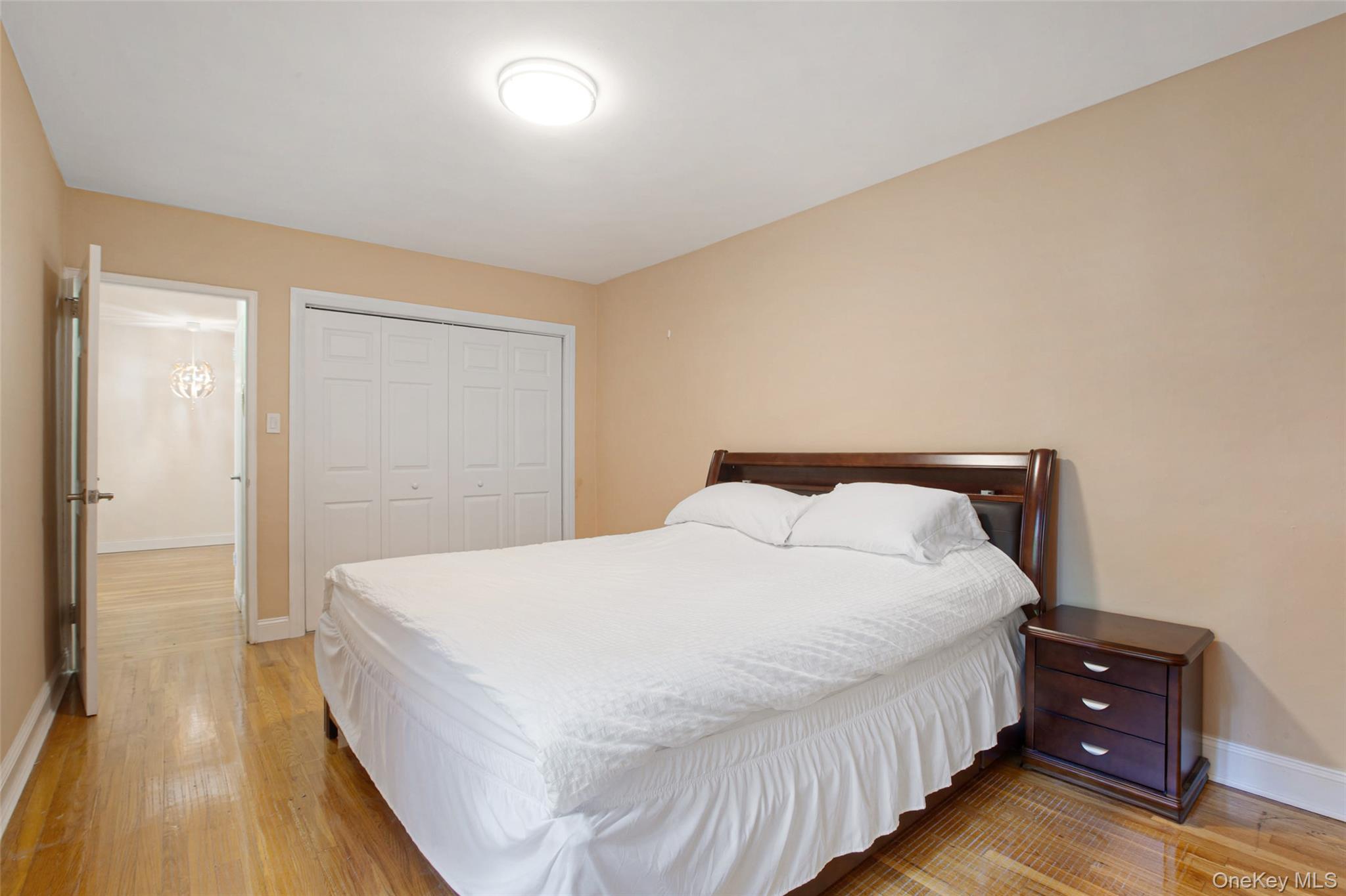 #10 photo, 224-24 Union Turnpike, Oakland Gardens , NY 11364