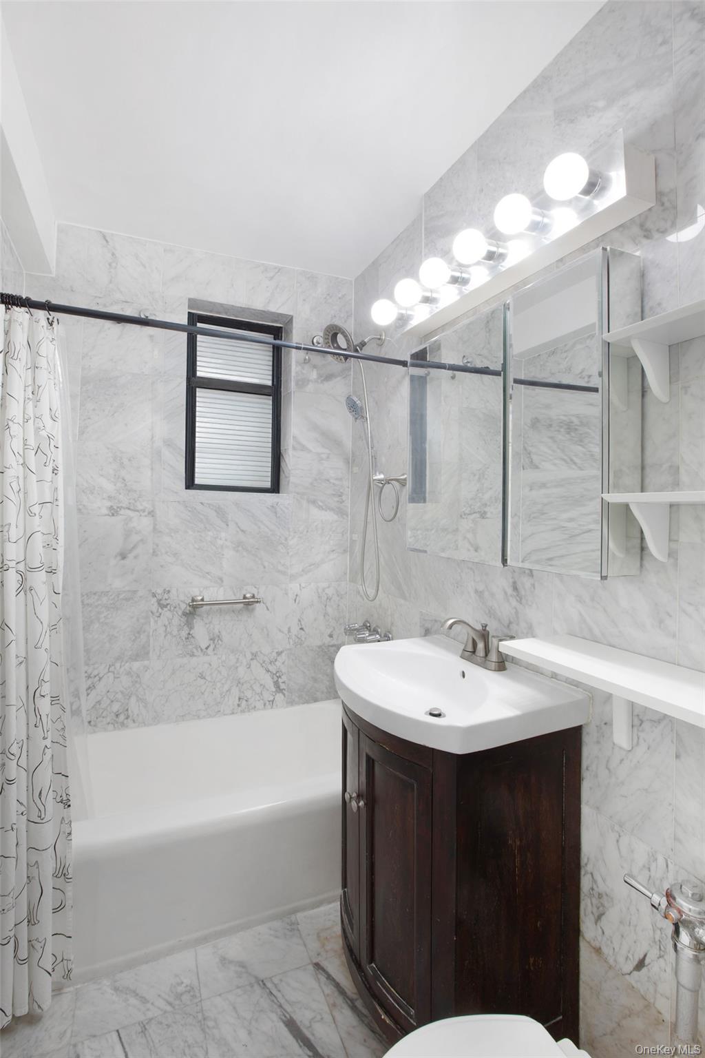 #9 photo, 224-24 Union Turnpike, Oakland Gardens , NY 11364