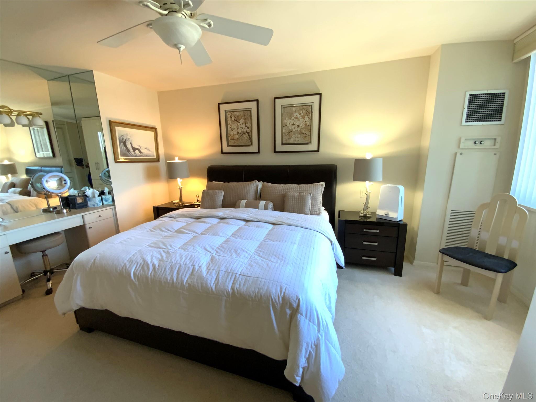 #20 photo, 26910 Grand Central Parkway, クイーンズ区 Floral Park , NY 11005