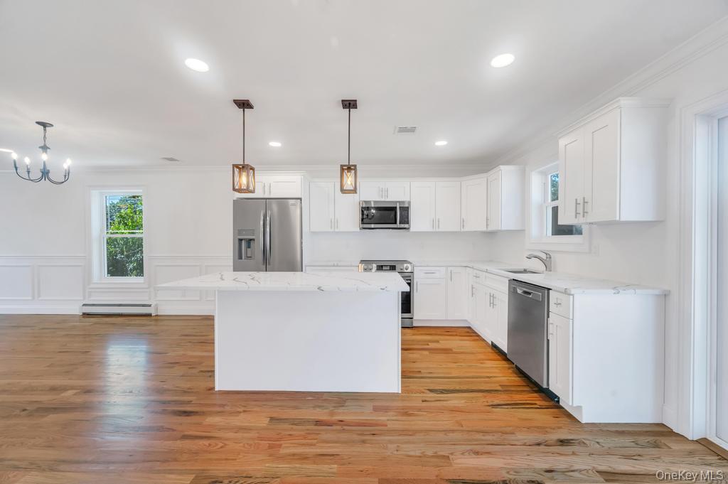 #15 photo, 33 Rosemont Avenue, Farmingville , NY 11738