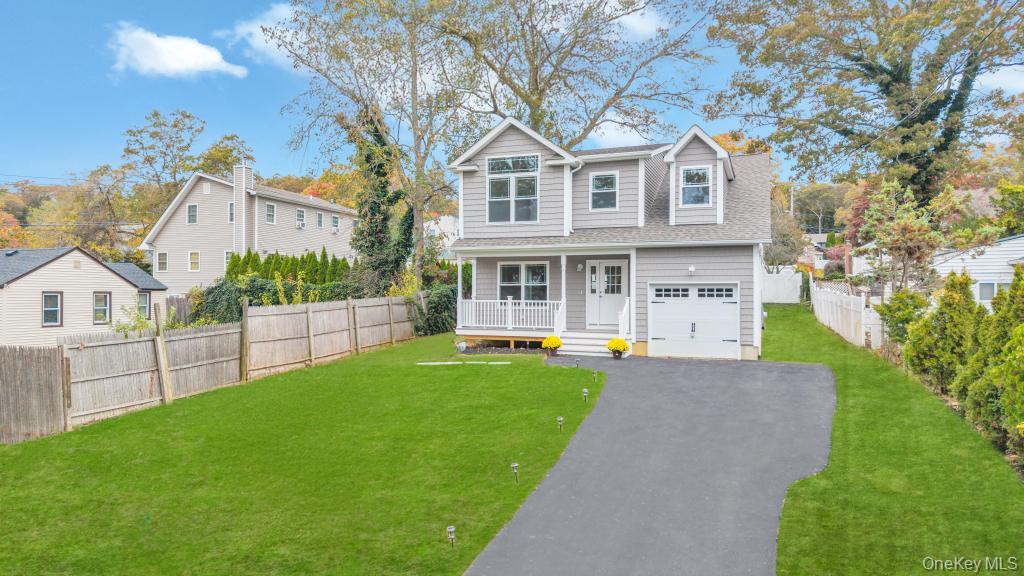 #2 photo, 33 Rosemont Avenue, Farmingville , NY 11738