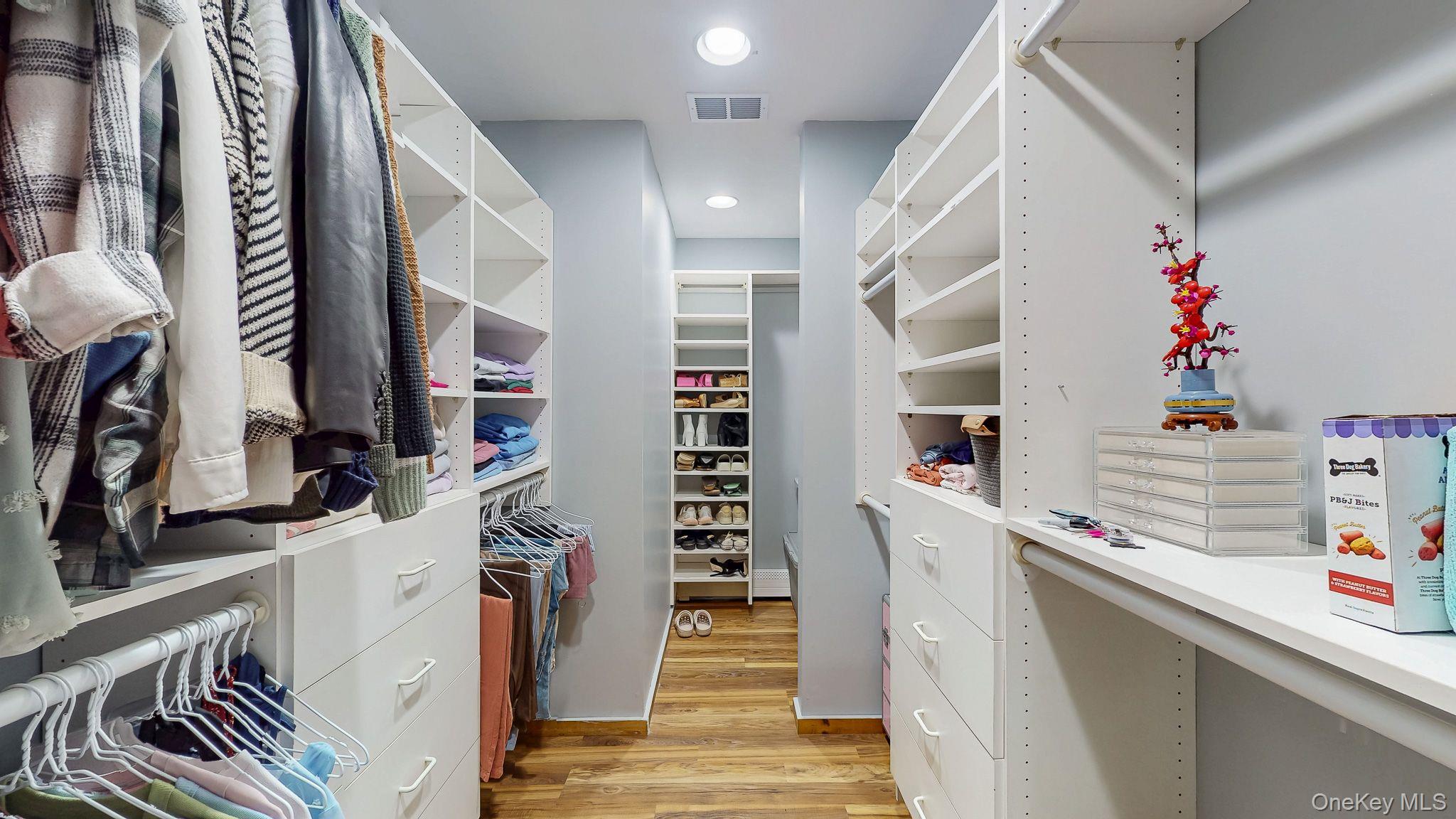 #10 photo, 14 Lincoln Terrace, Middletown , NY 10940