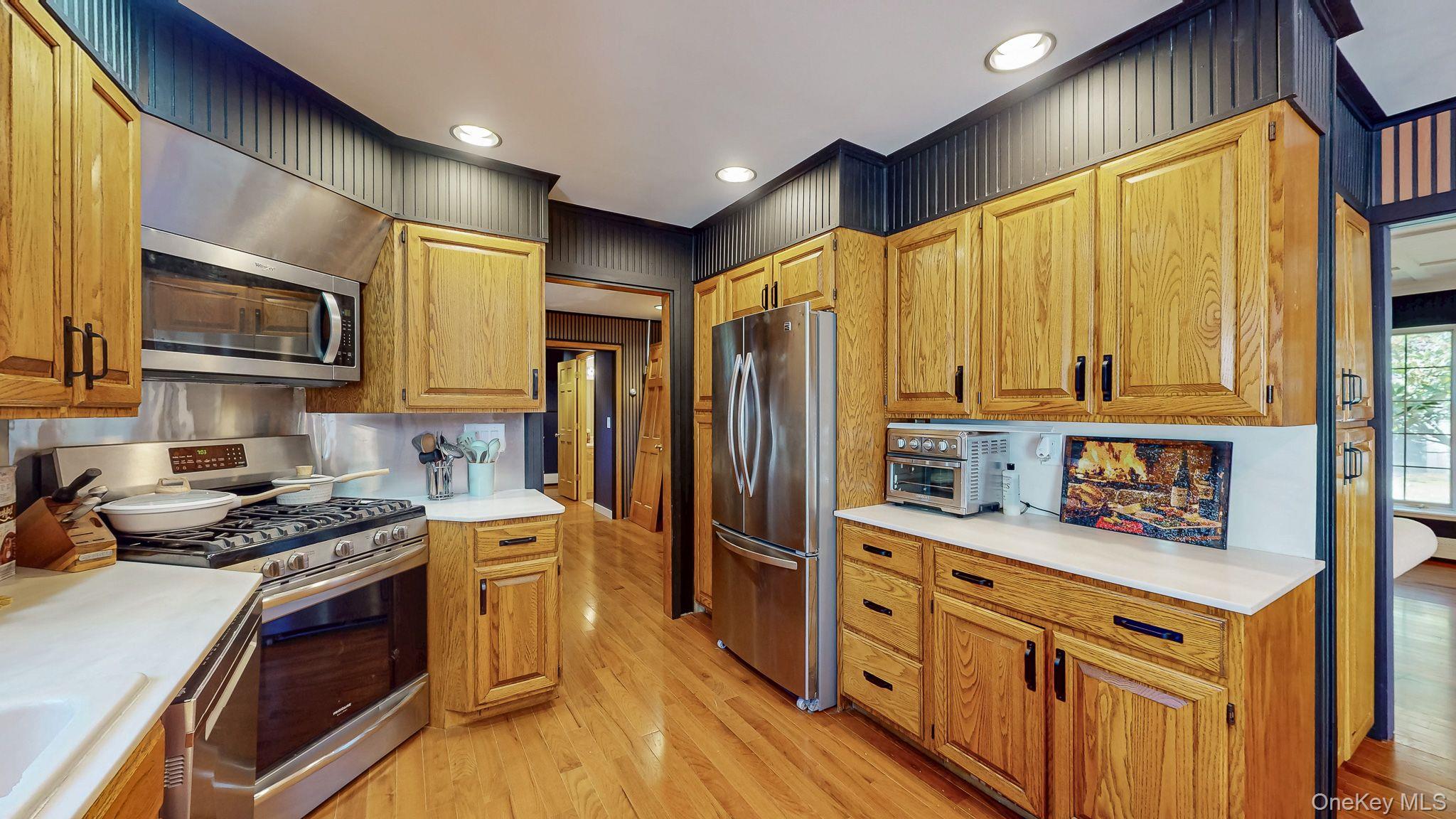 #12 photo, 14 Lincoln Terrace, Middletown , NY 10940