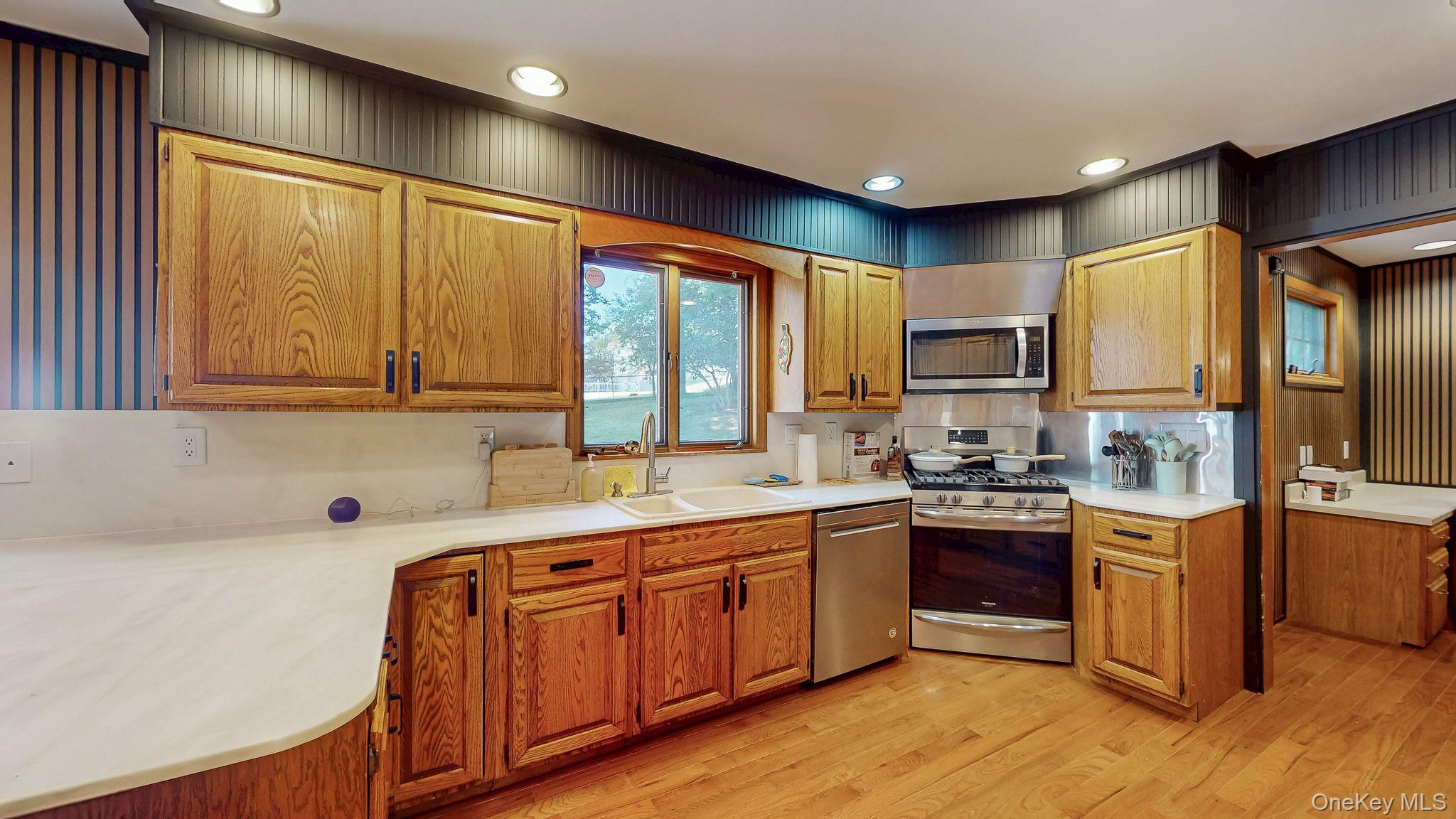 #5 photo, 14 Lincoln Terrace, Middletown , NY 10940