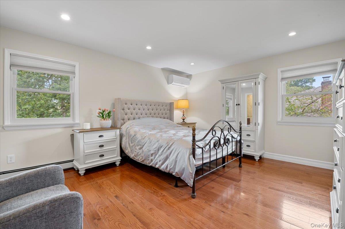 #14 photo, 21 Mellow Lane, Jericho , NY 11753