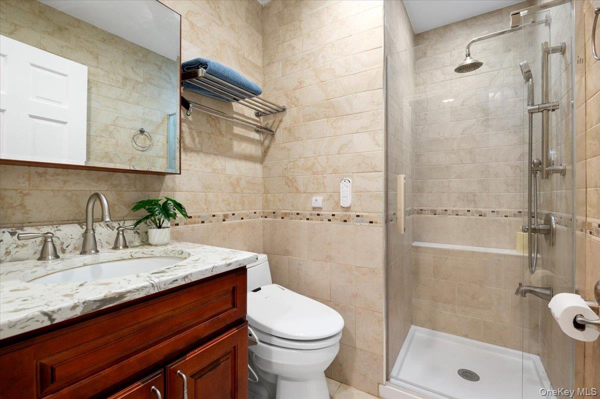 #15 photo, 21 Mellow Lane, Jericho , NY 11753