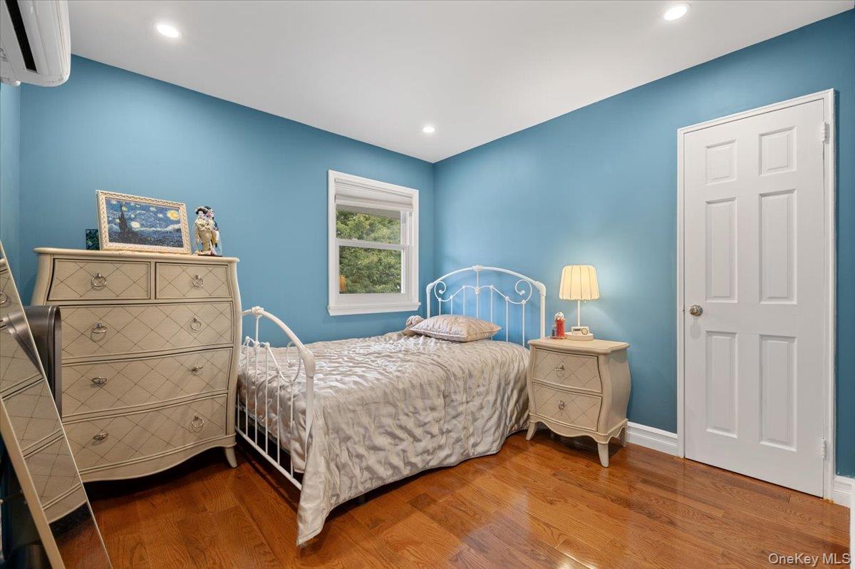 #17 photo, 21 Mellow Lane, Jericho , NY 11753