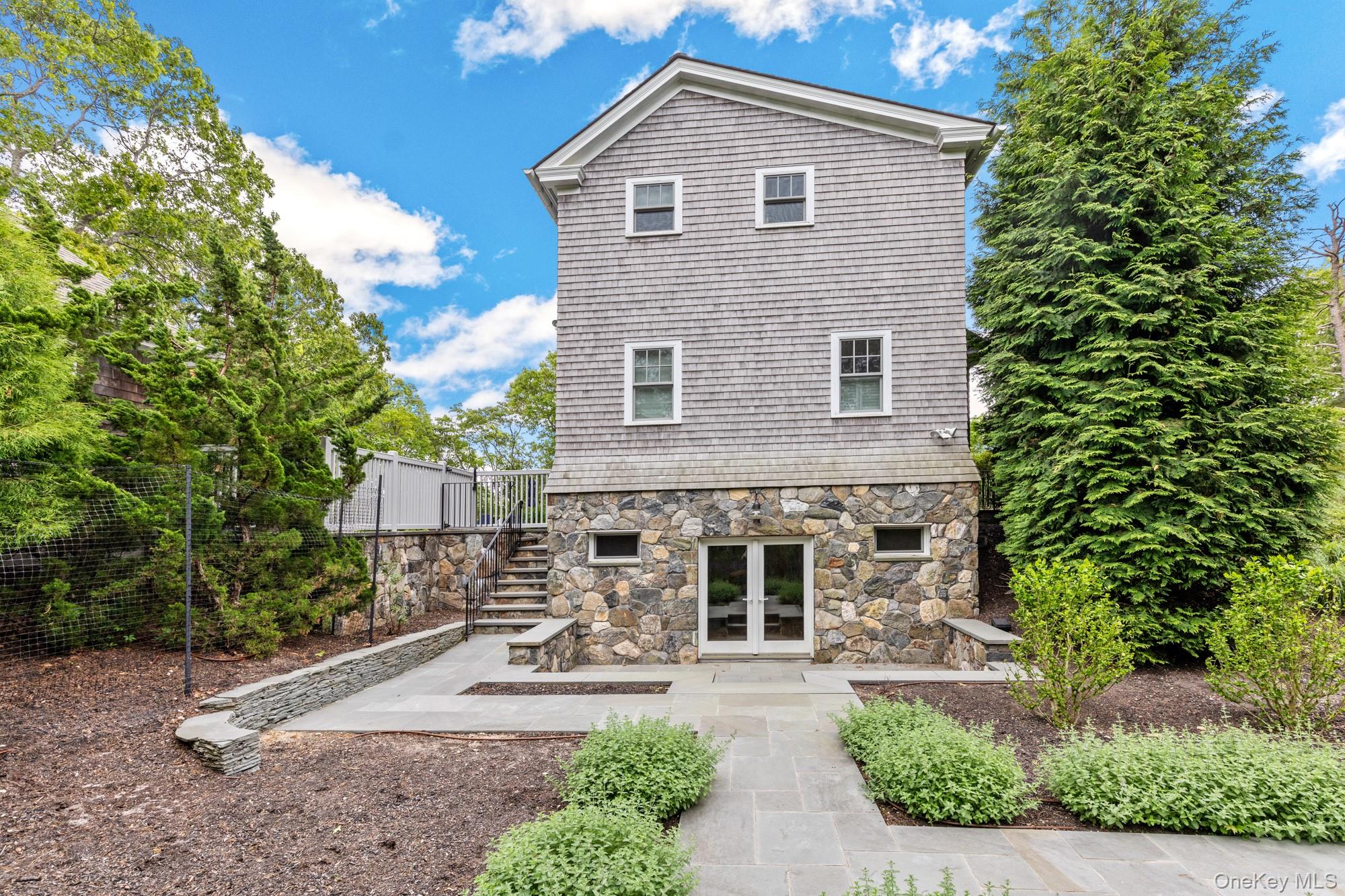 #20 photo, 3 Ridge Way, サフォーク郡 Hampton Bays , NY 11946