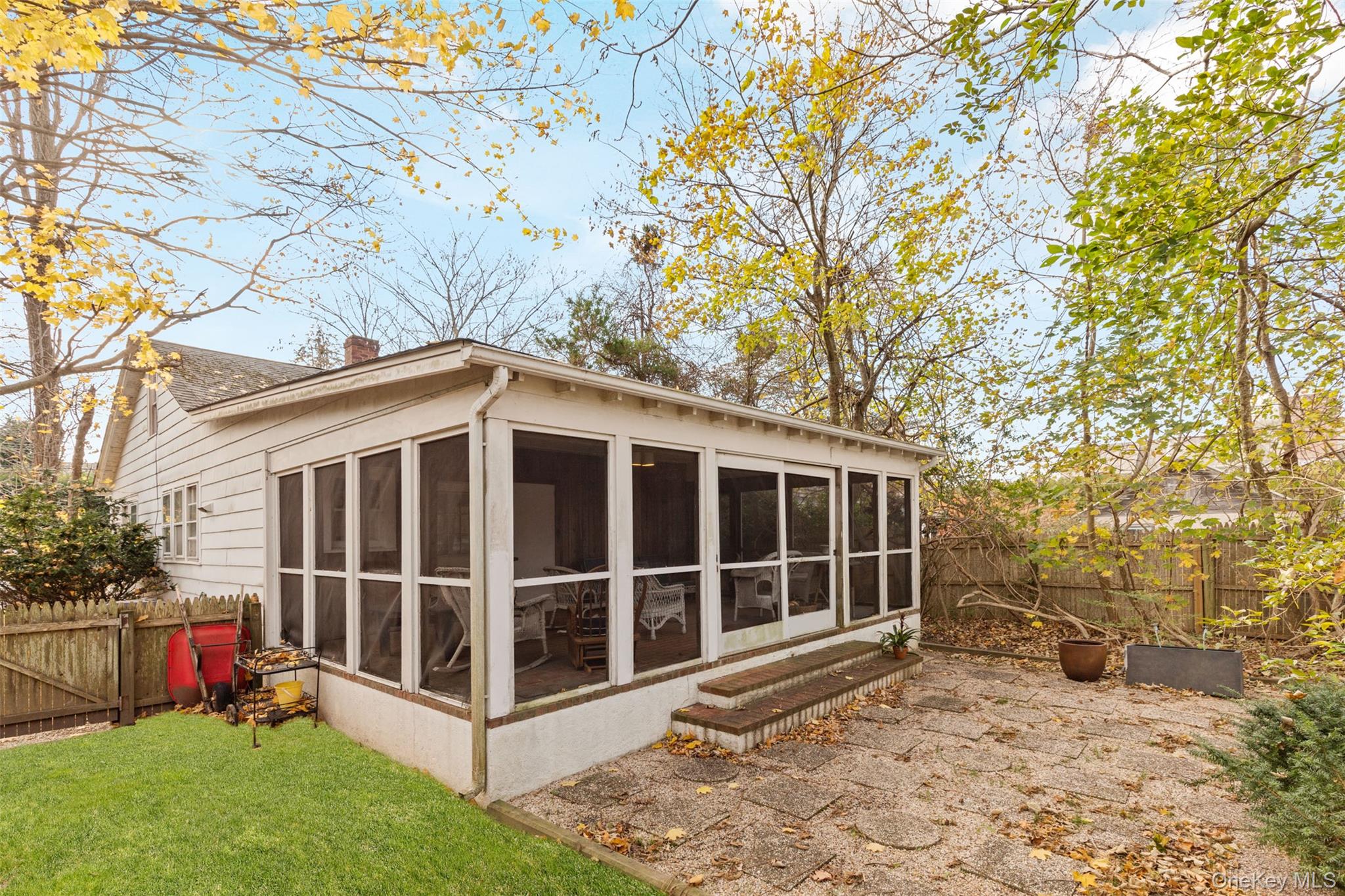 #12 photo, 197 W Prospect Street, サフォーク郡 Southampton , NY 11968