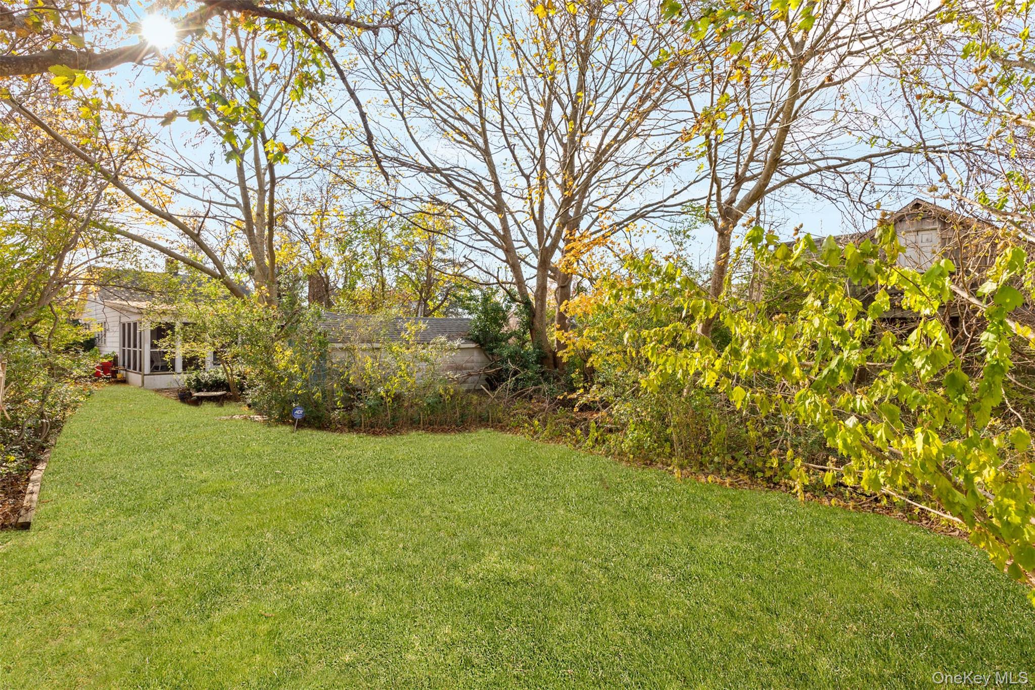 #17 photo, 197 W Prospect Street, サフォーク郡 Southampton , NY 11968