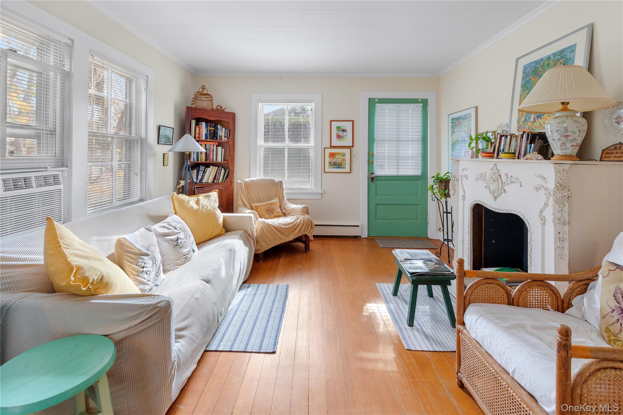 #3 photo, 197 W Prospect Street, サフォーク郡 Southampton , NY 11968