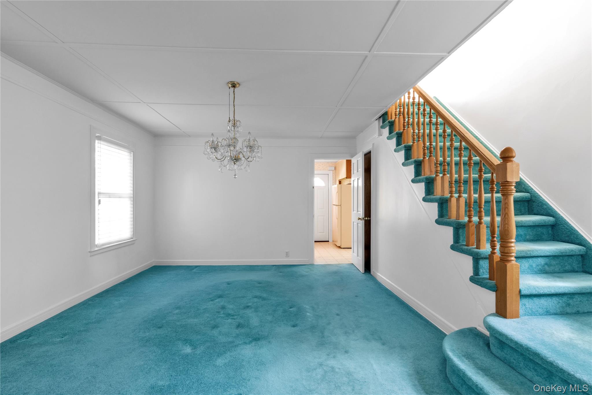 #6 photo, 31 Chester Avenue, Stewart Manor , NY 11530