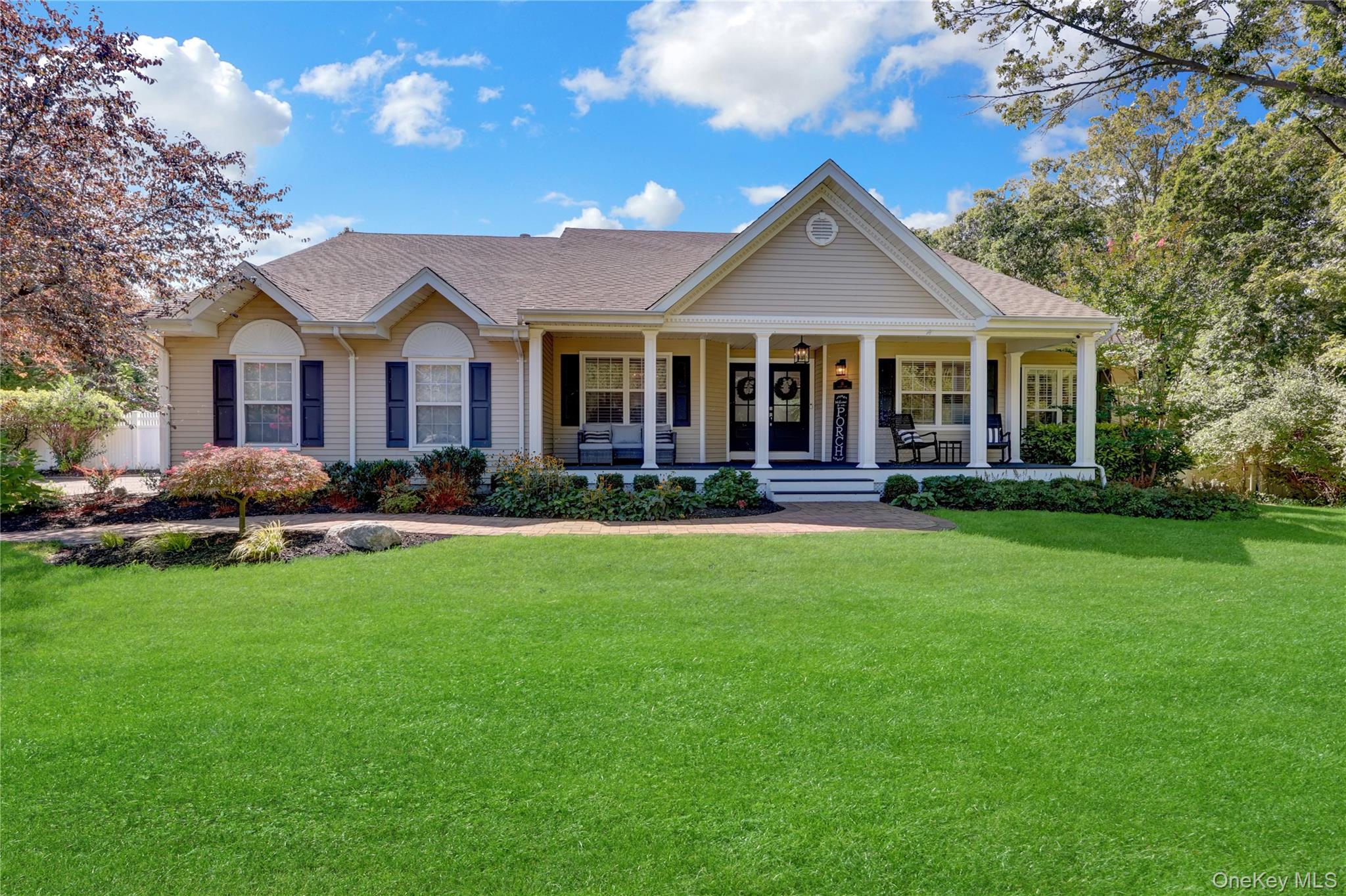 #1 photo, 14 Daremy Lane, 东长岛 East Setauket , NY 11733