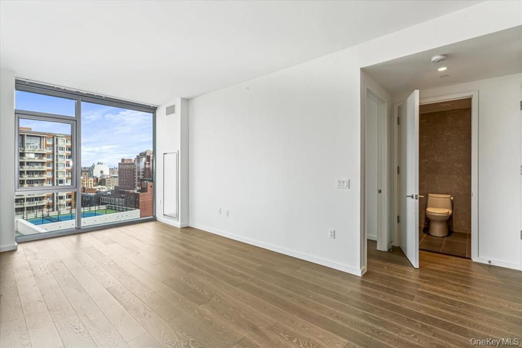 #10 photo, 13336 37 Avenue, クイーンズ区 Flushing , NY 11354