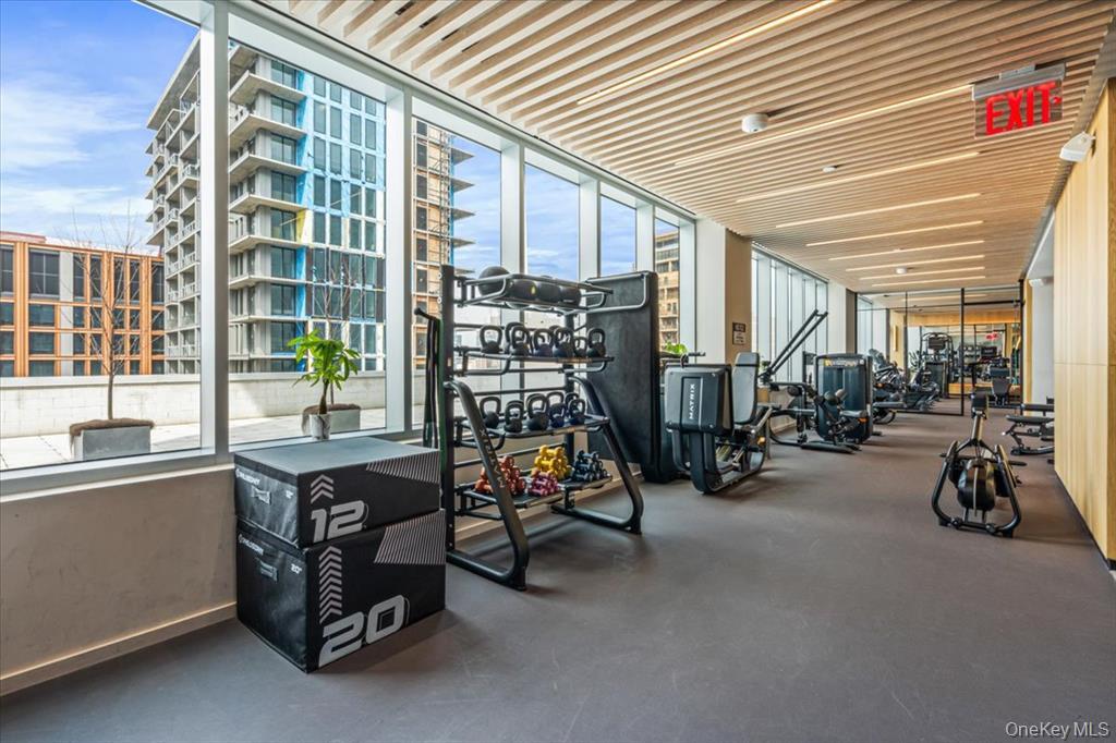 #19 photo, 13336 37 Avenue, クイーンズ区 Flushing , NY 11354