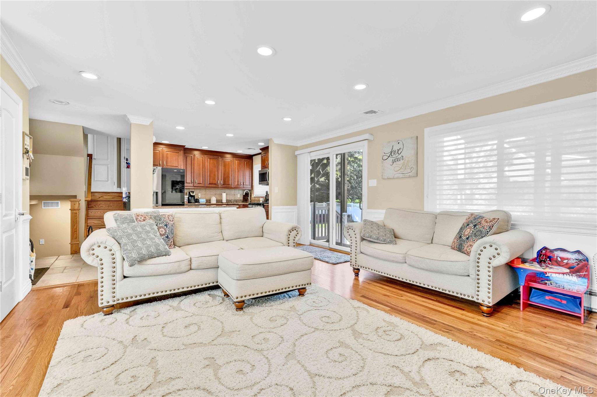 #10 photo, 2 Amherst Lane, Smithtown , NY 11787