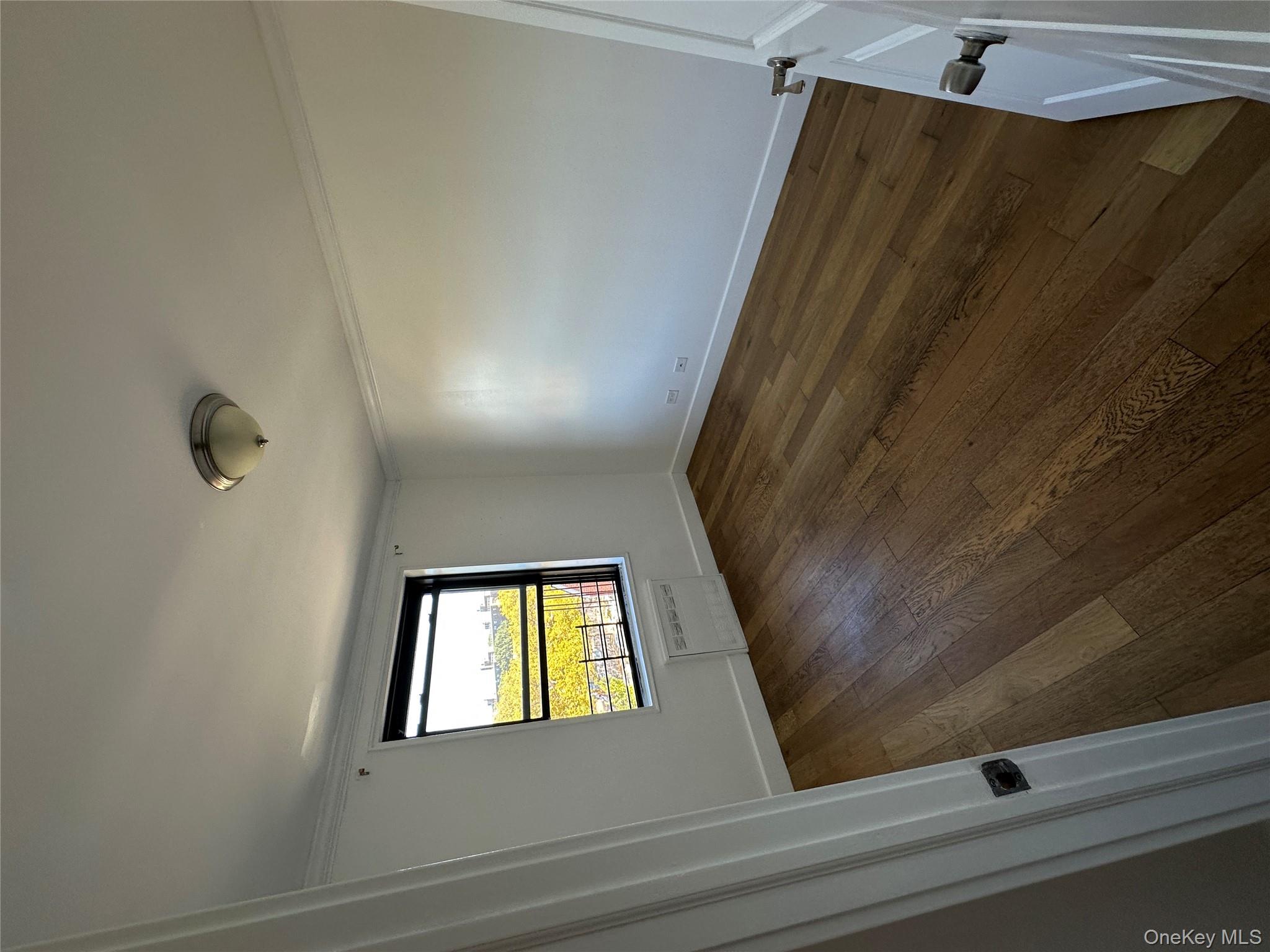 #16 photo, 15040 71st AVE, クイーンズ区 Flushing , NY 11367