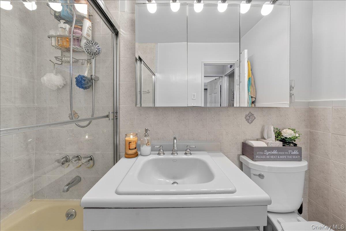 #13 photo, 1170 Ocean Parkway, Brooklyn , NY 11230