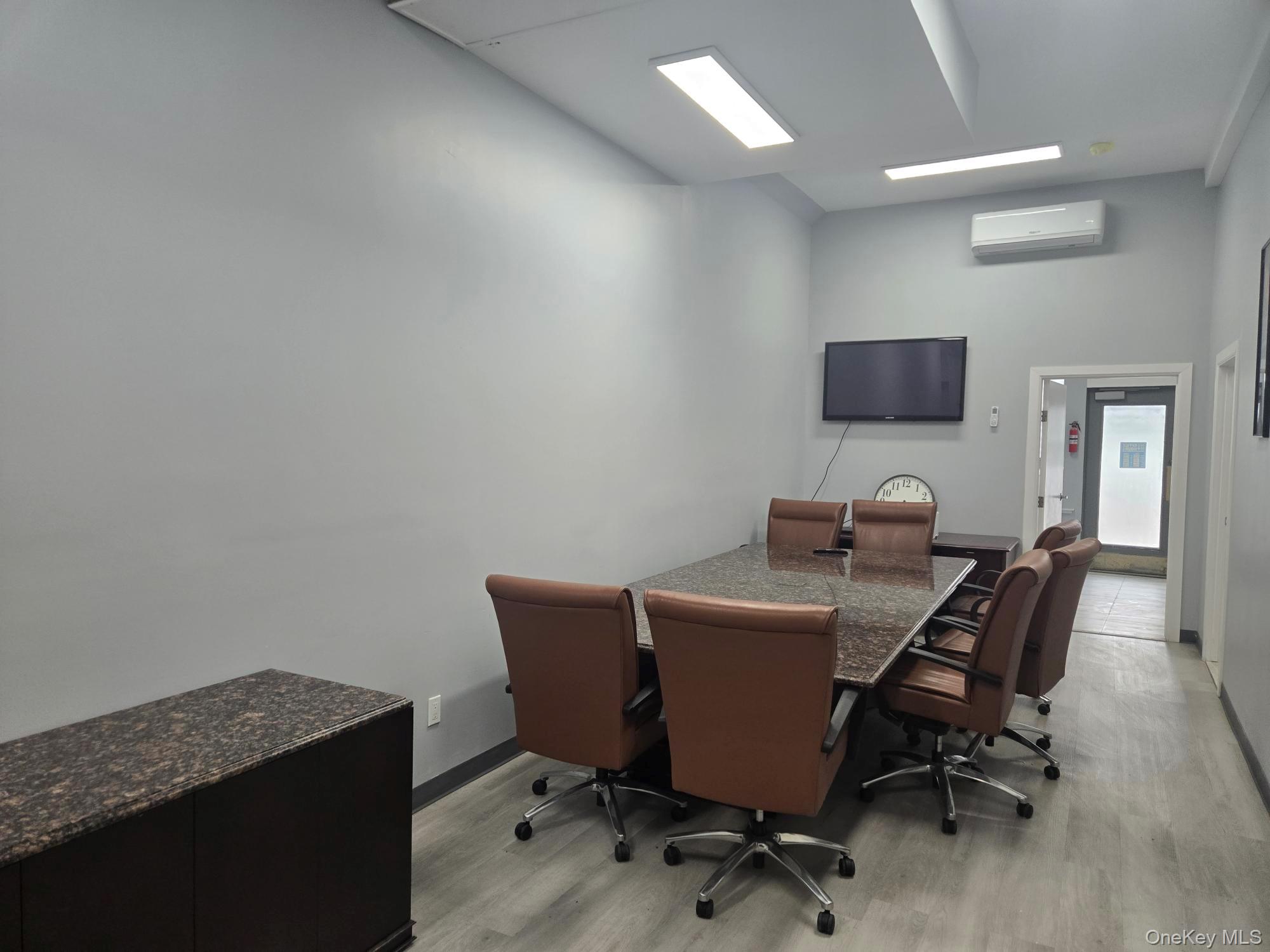 #5 photo, 126 W 1st Street, Mount Vernon , NY 10550