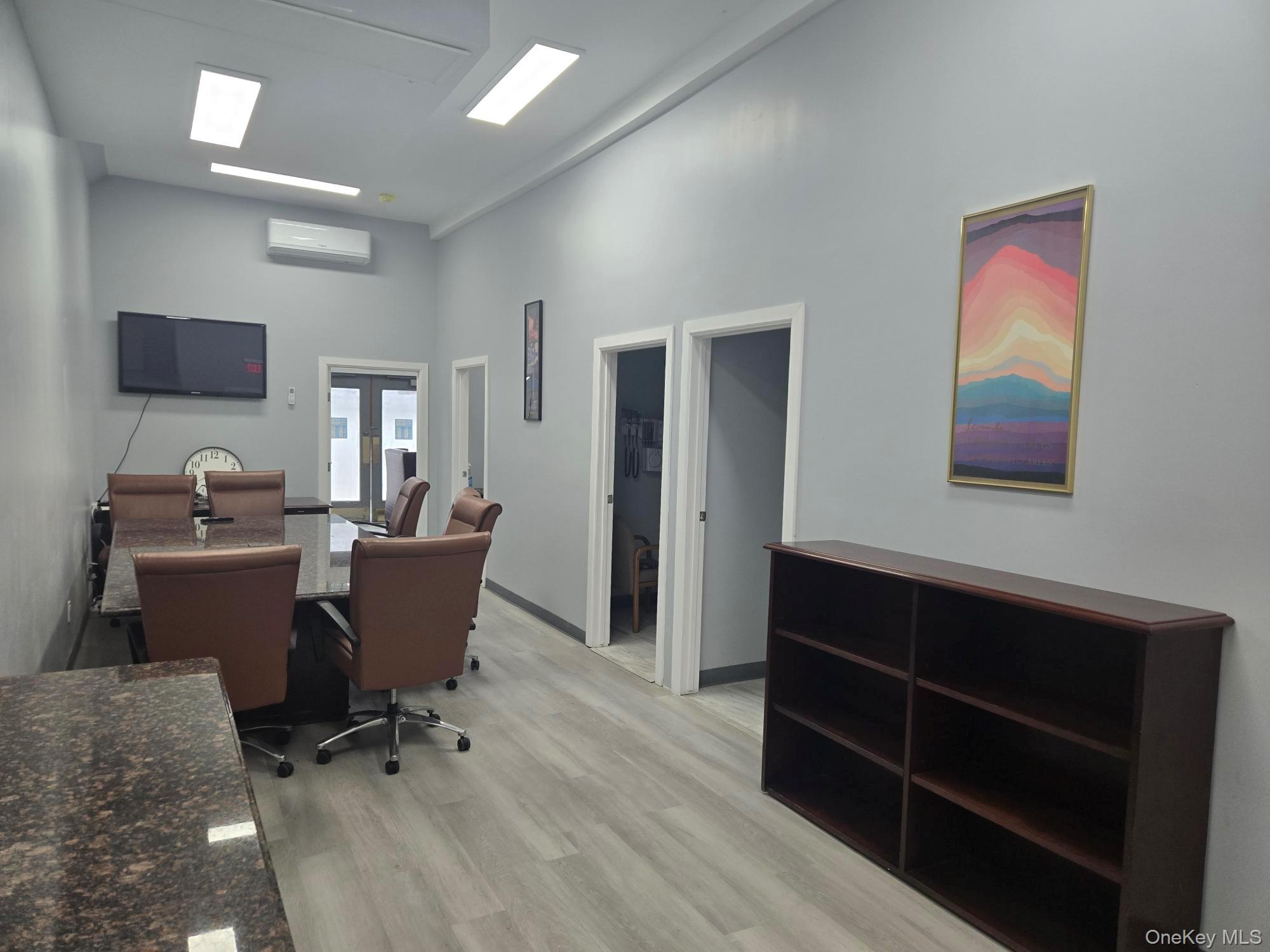 #6 photo, 126 W 1st Street, Mount Vernon , NY 10550