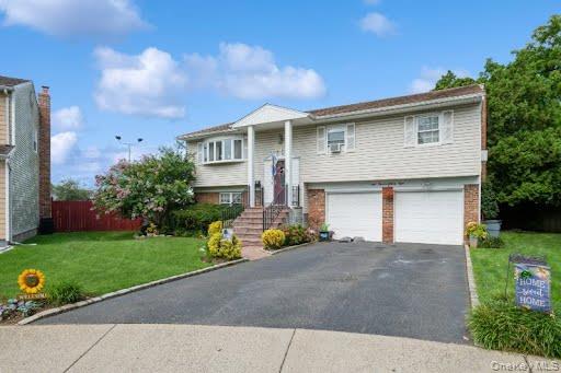 #2 photo, 828 Robin Court, Baldwin , NY 11510