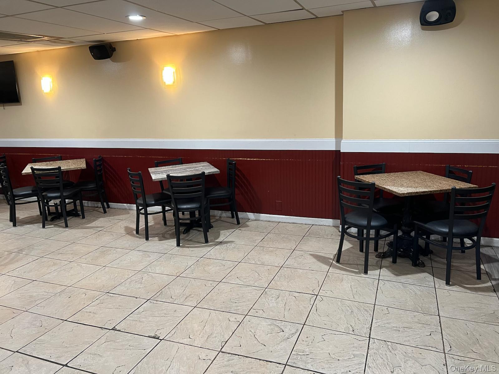 #3 photo, 290 E. Main Streets, サフォーク郡 Patchogue , NY 11772