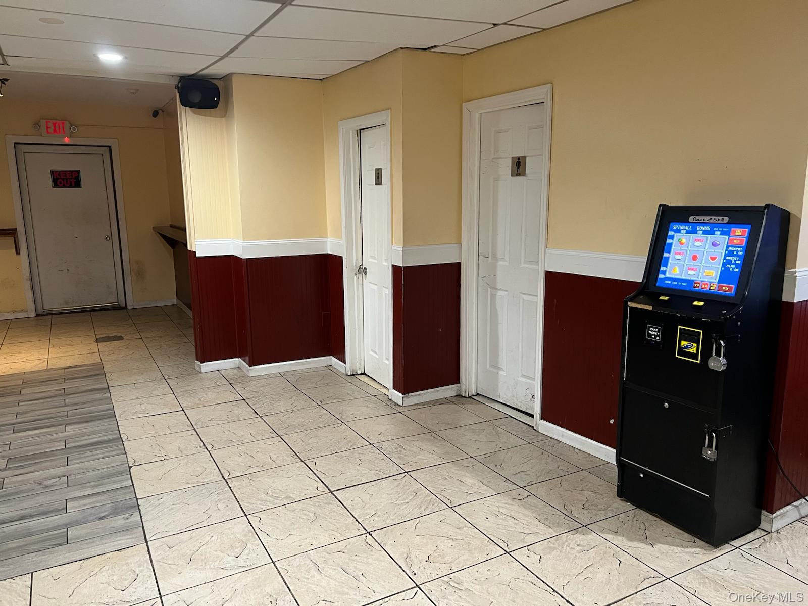 #4 photo, 290 E. Main Streets, サフォーク郡 Patchogue , NY 11772