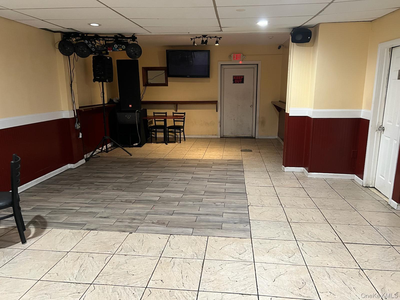 #5 photo, 290 E. Main Streets, サフォーク郡 Patchogue , NY 11772