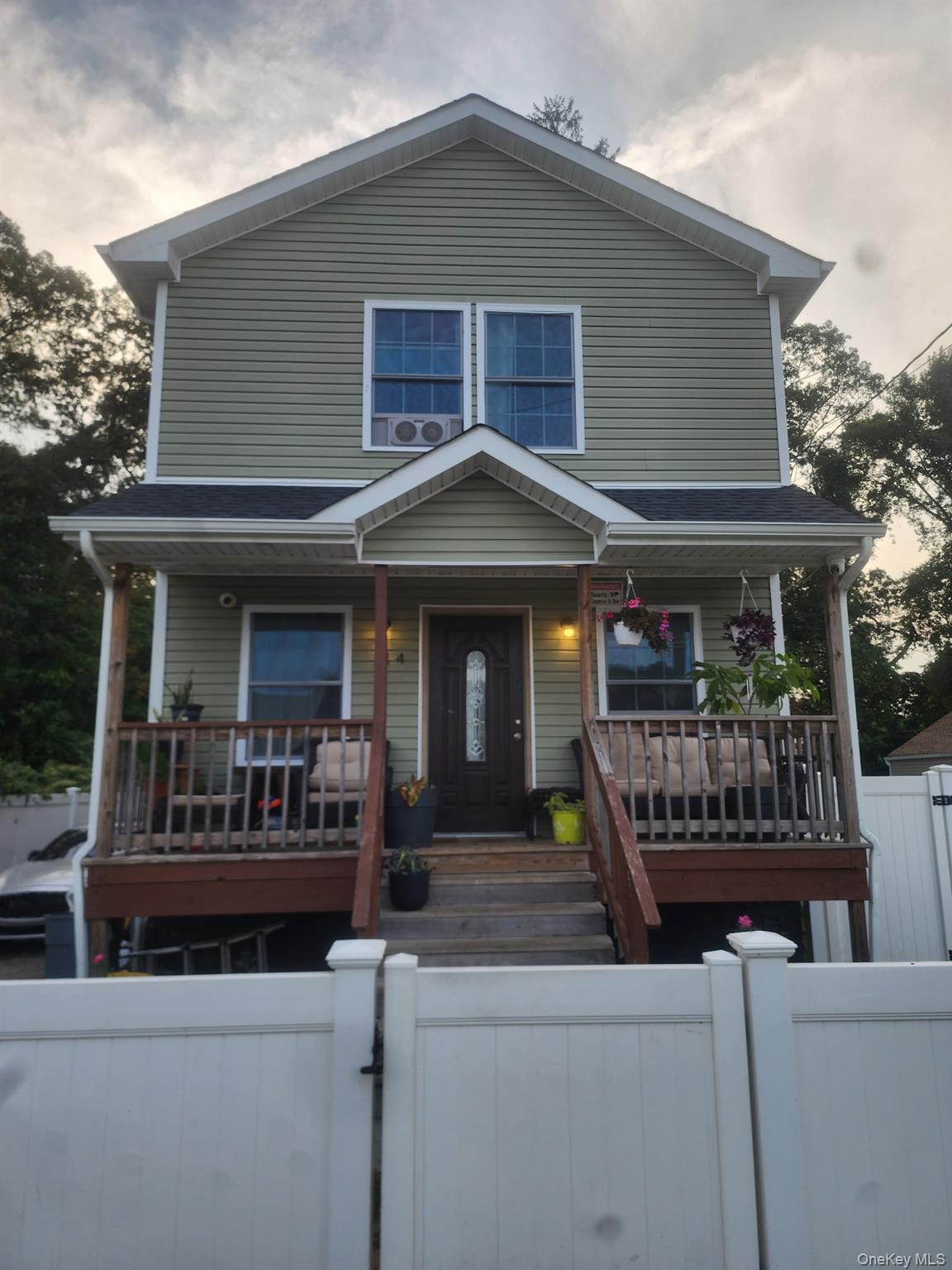 #1 photo, 14 Hickory Street, Wyandanch , NY 11798