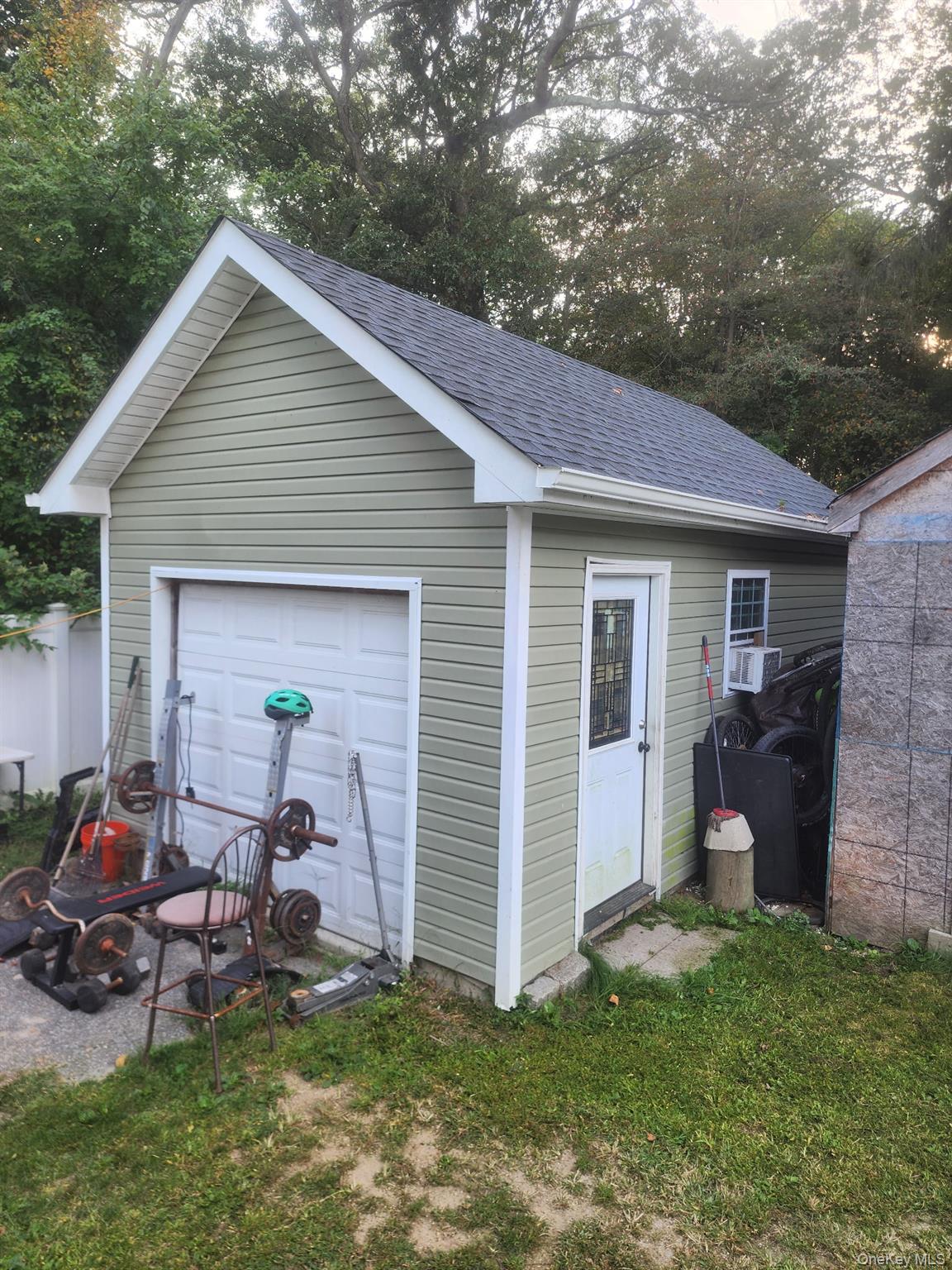 #2 photo, 14 Hickory Street, Wyandanch , NY 11798