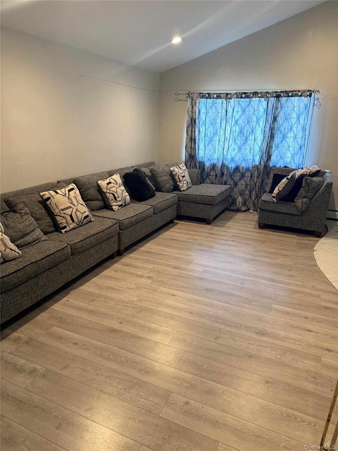 #4 photo, 20 Quail Run, Massapequa , NY 11758