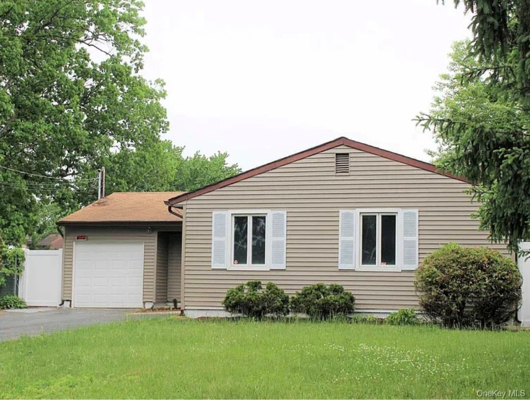 #9 photo, 20 Quail Run, Massapequa , NY 11758